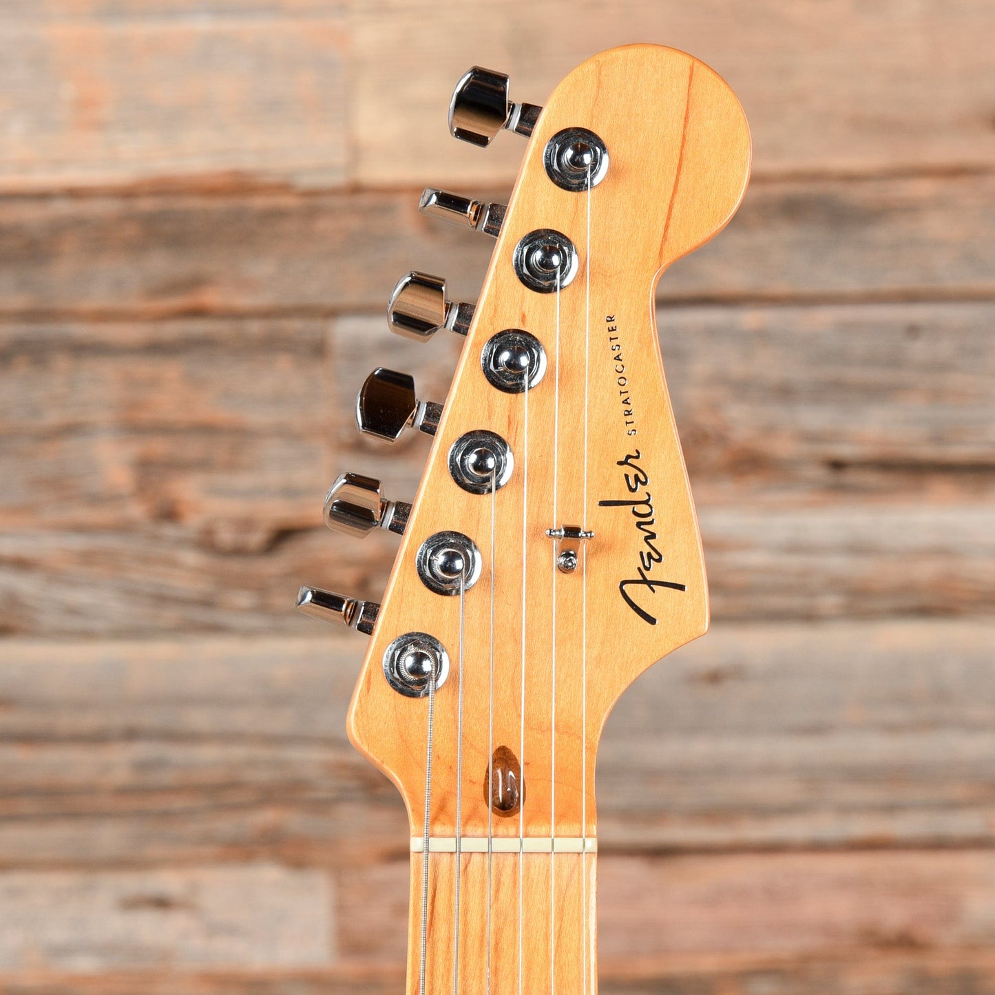 Fender American Deluxe Stratocaster V Neck Honey Blonde 2006 Electric Guitars / Solid Body