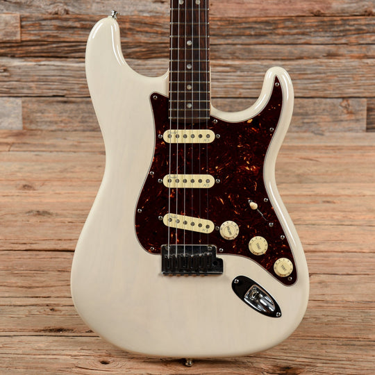 Fender American Deluxe Stratocaster White Blonde 2015 Electric Guitars / Solid Body