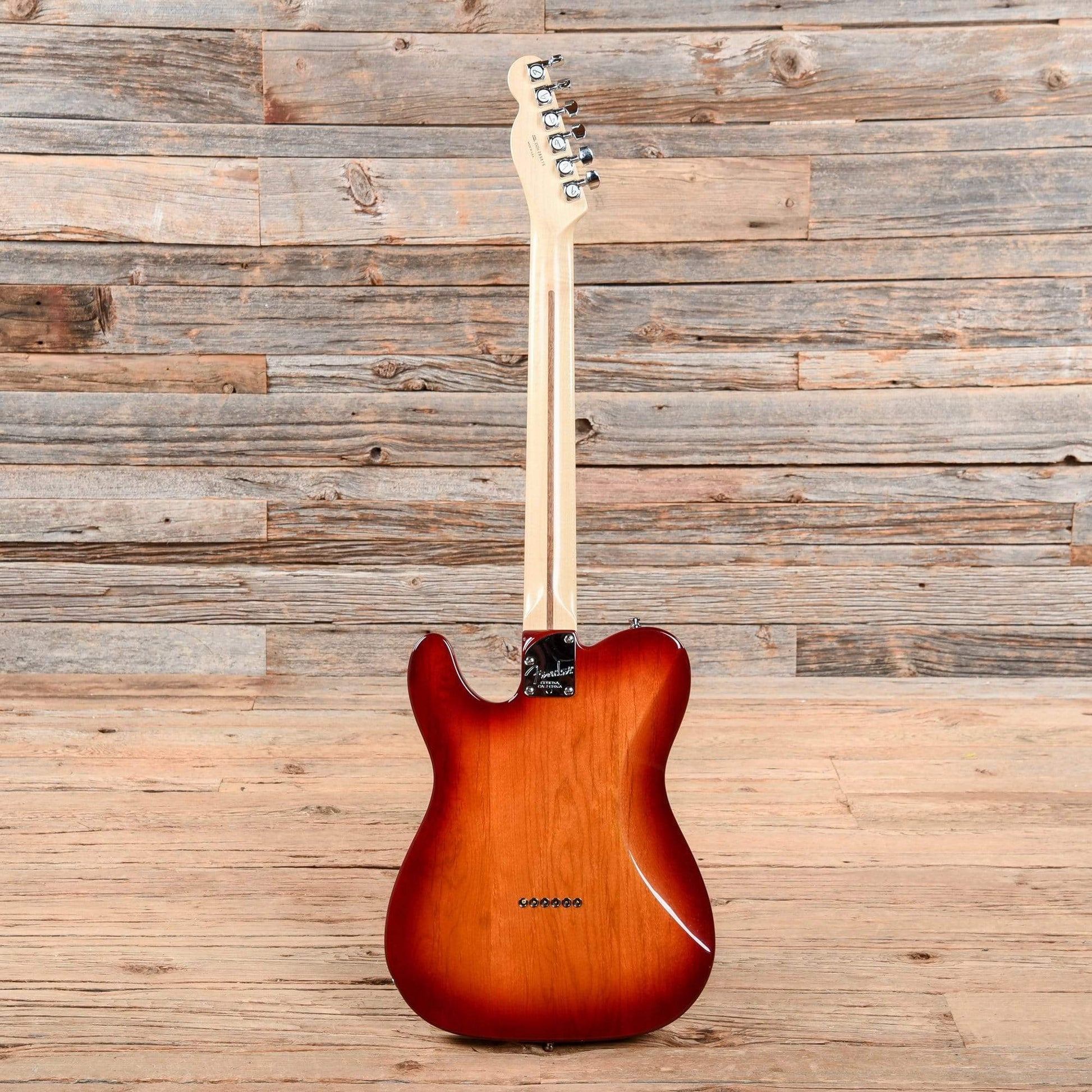 Fender American Deluxe Telecaster Aged Cherry Sunburst 2007 Electric Guitars / Solid Body