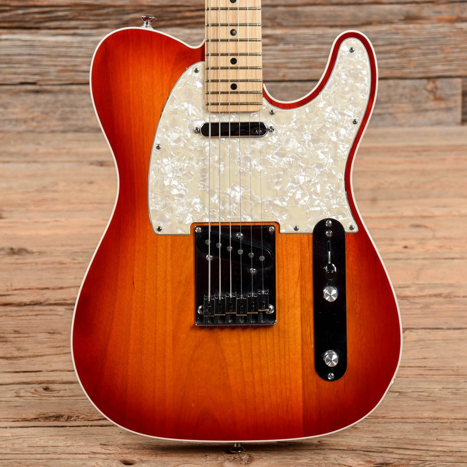 Fender American Deluxe Telecaster Aged Cherry Sunburst 2013 Electric Guitars / Solid Body