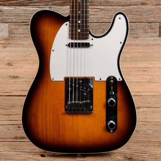Fender American Deluxe Telecaster Sunburst 2000 Electric Guitars / Solid Body