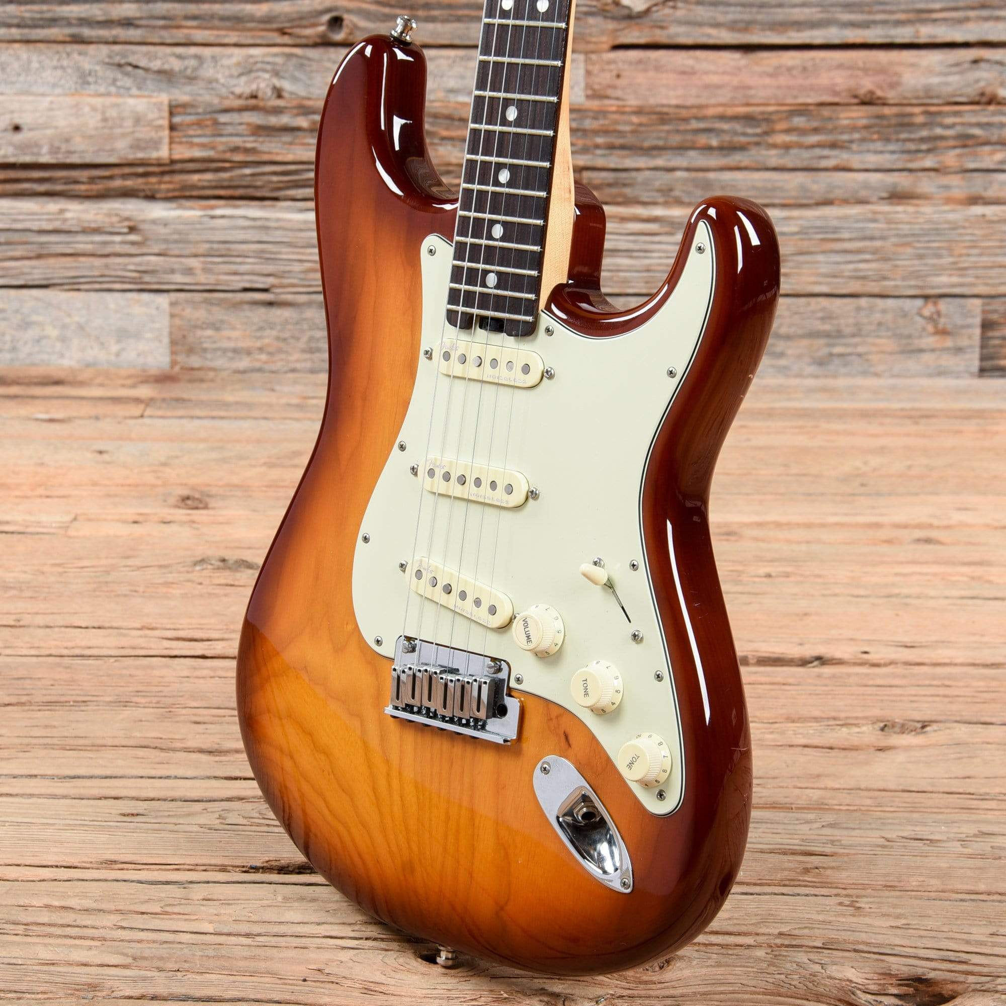 Fender American Elite Stratocaster Tobacco Sunburst 2016 Electric Guitars / Solid Body