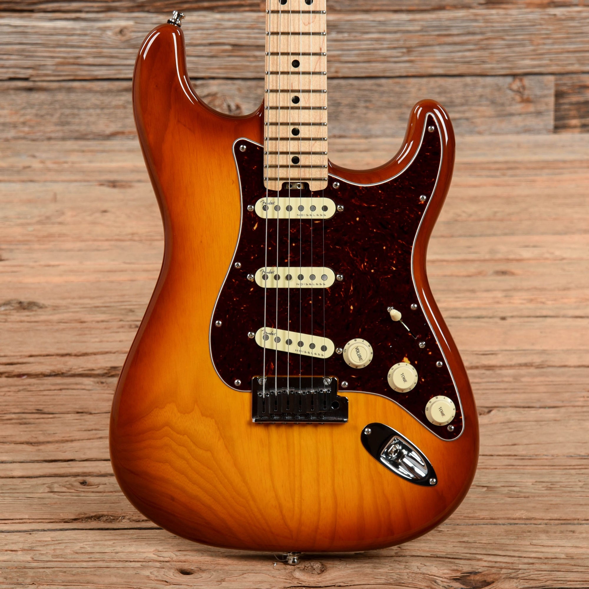 Fender American Elite Stratocaster Tobacco Sunburst 2018 Chicago