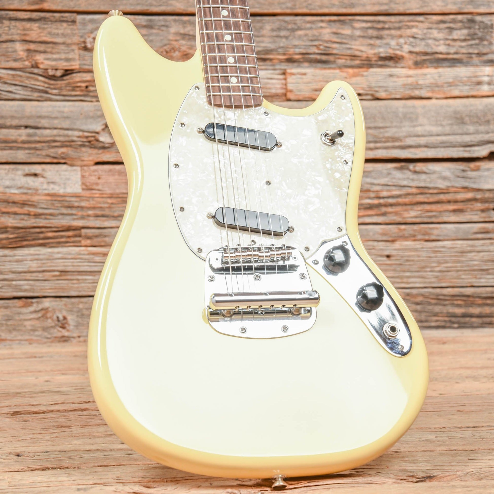Fender American Performer Mustang Vintage White 2022 Electric Guitars / Solid Body
