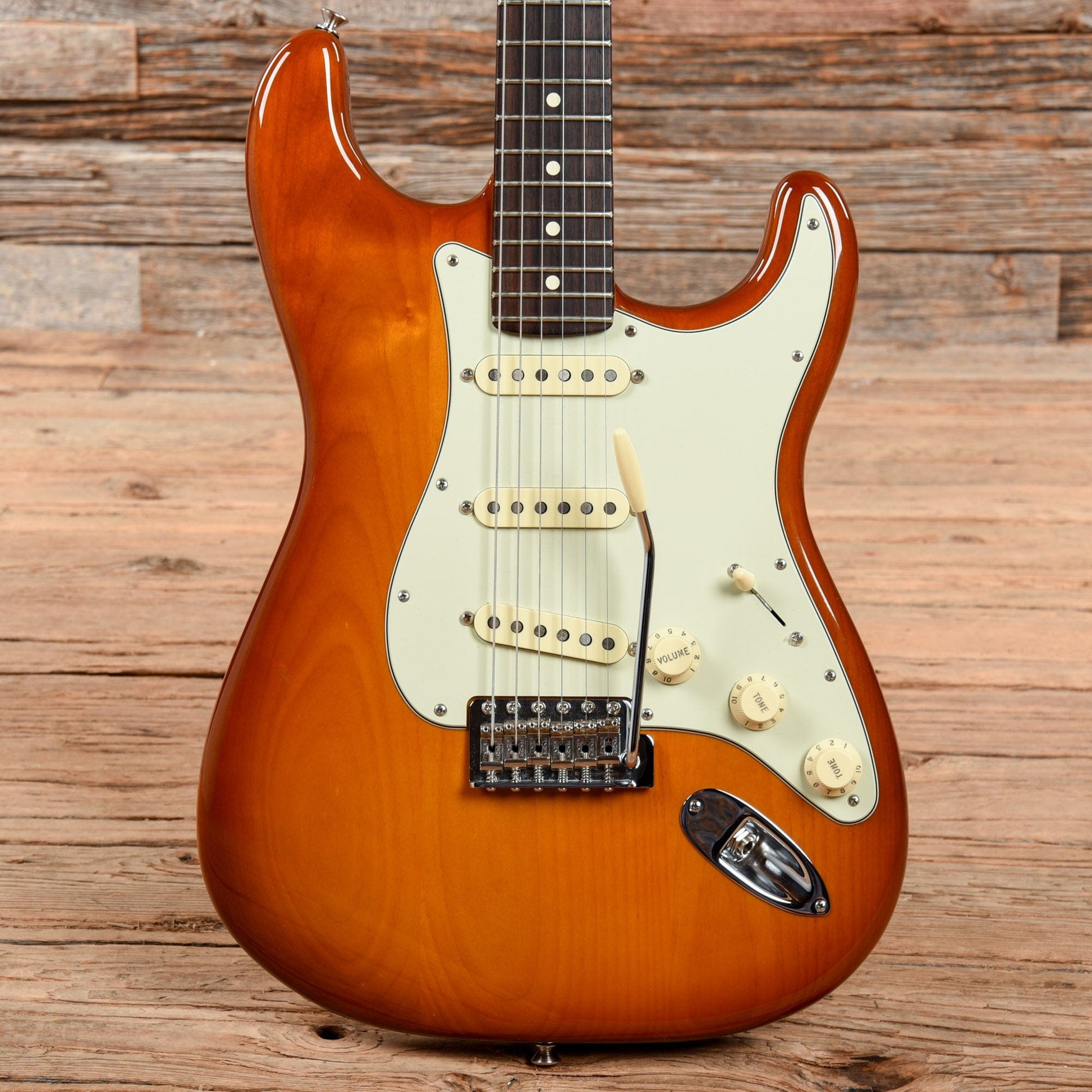 Fender American Performer Stratocaster Honeyburst 2019 Electric Guitars / Solid Body