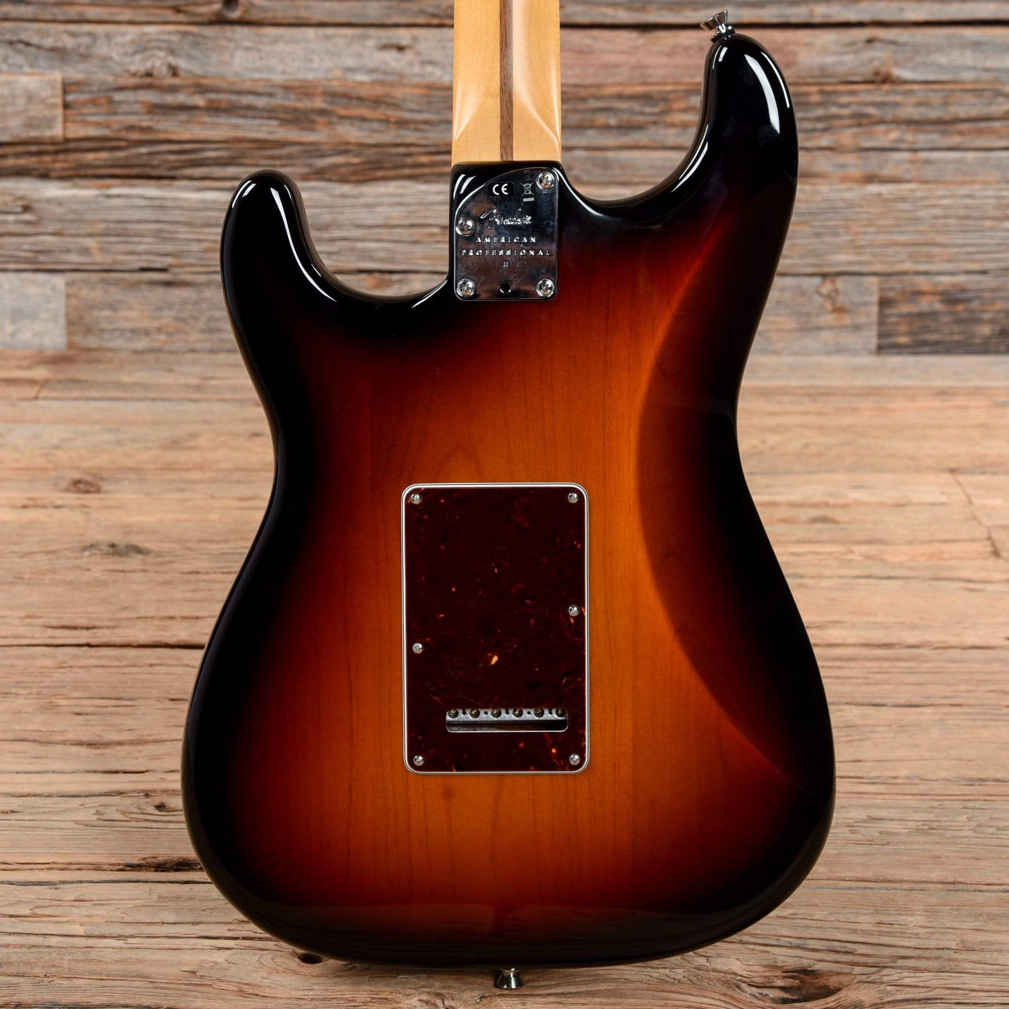 Fender American Pro II Stratocaster 3-Color Sunburst 2020 Electric Guitars / Solid Body