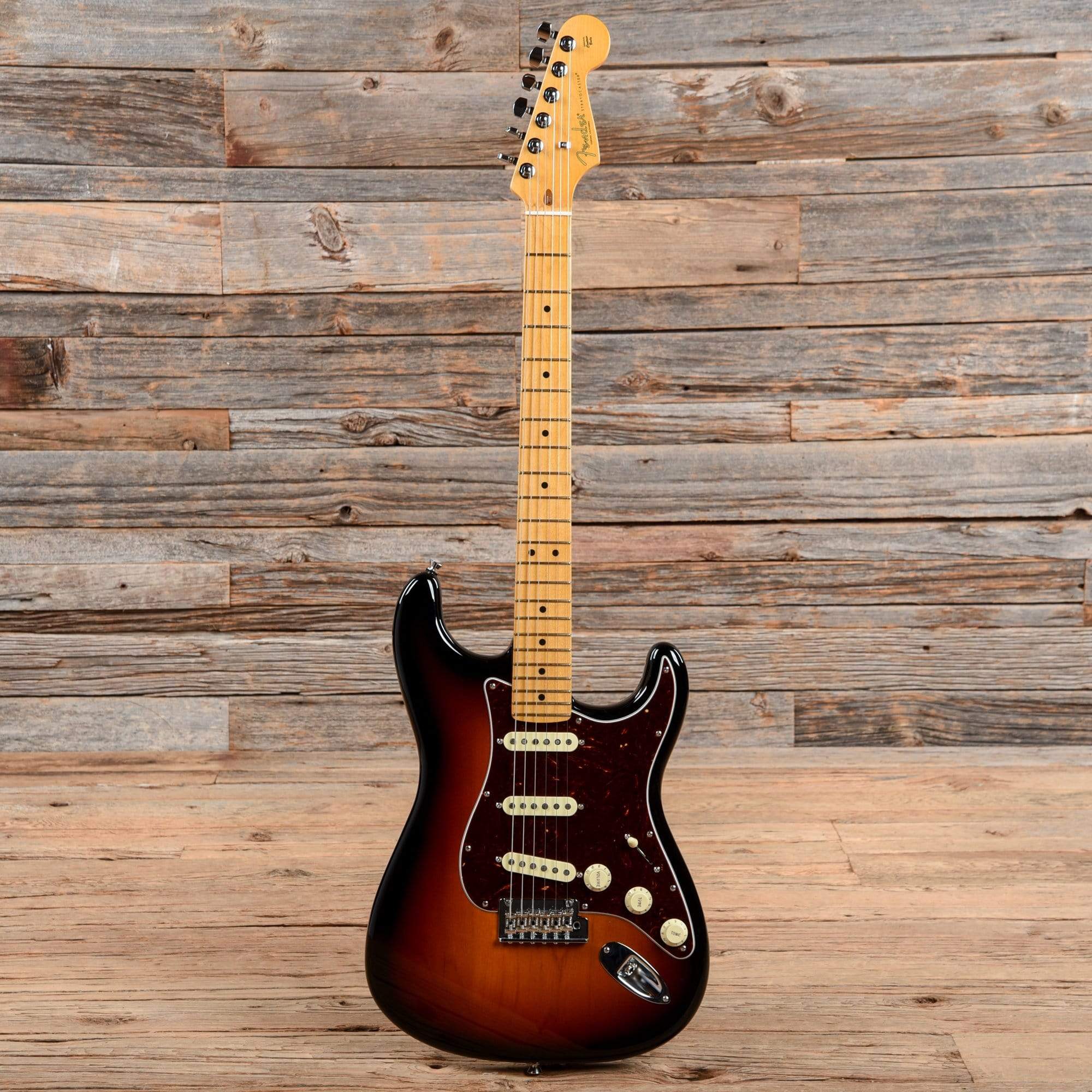 Fender American Pro II Stratocaster 3-Color Sunburst 2020 Electric Guitars / Solid Body