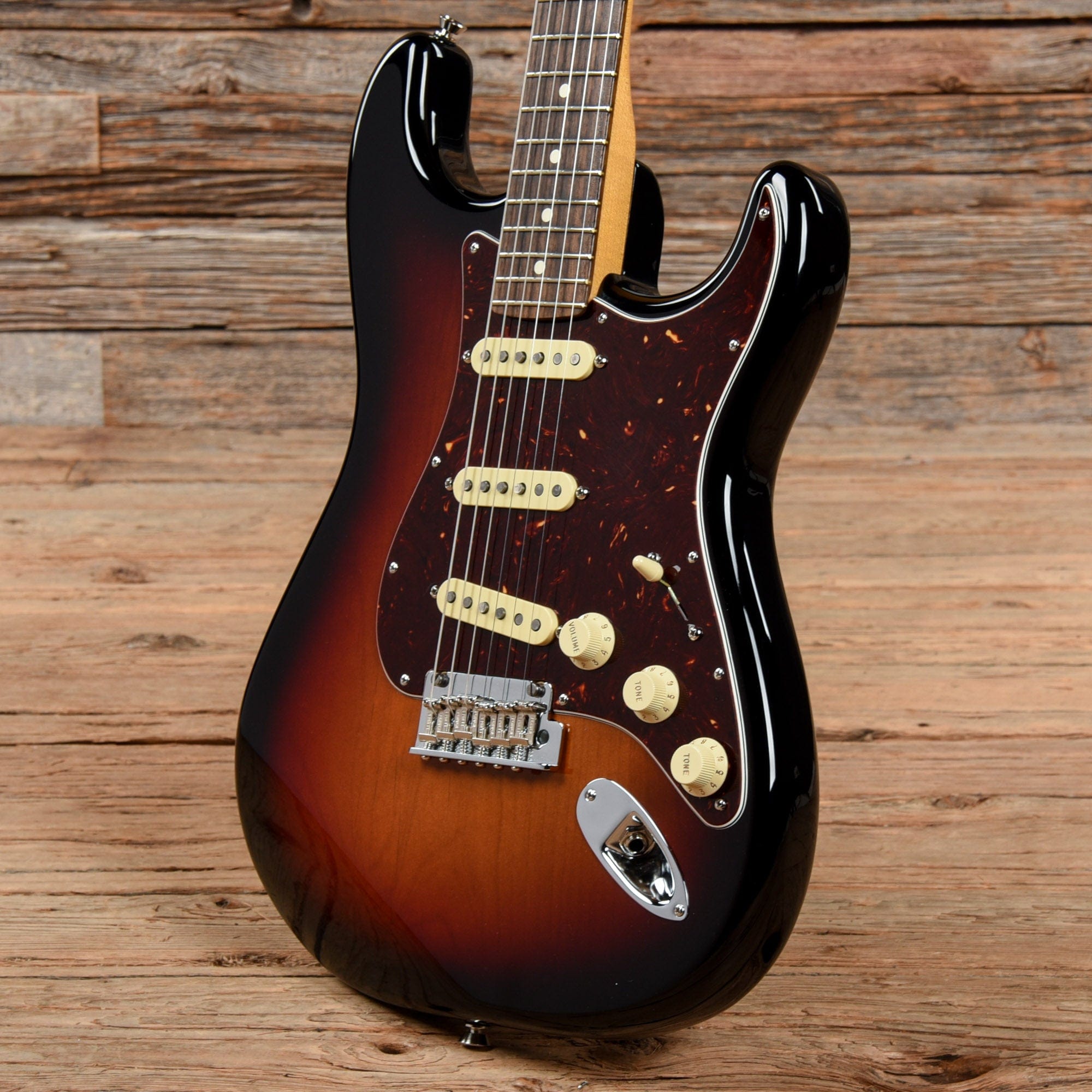 Fender American Pro II Stratocaster 3-Color Sunburst 2021 Electric Guitars / Solid Body