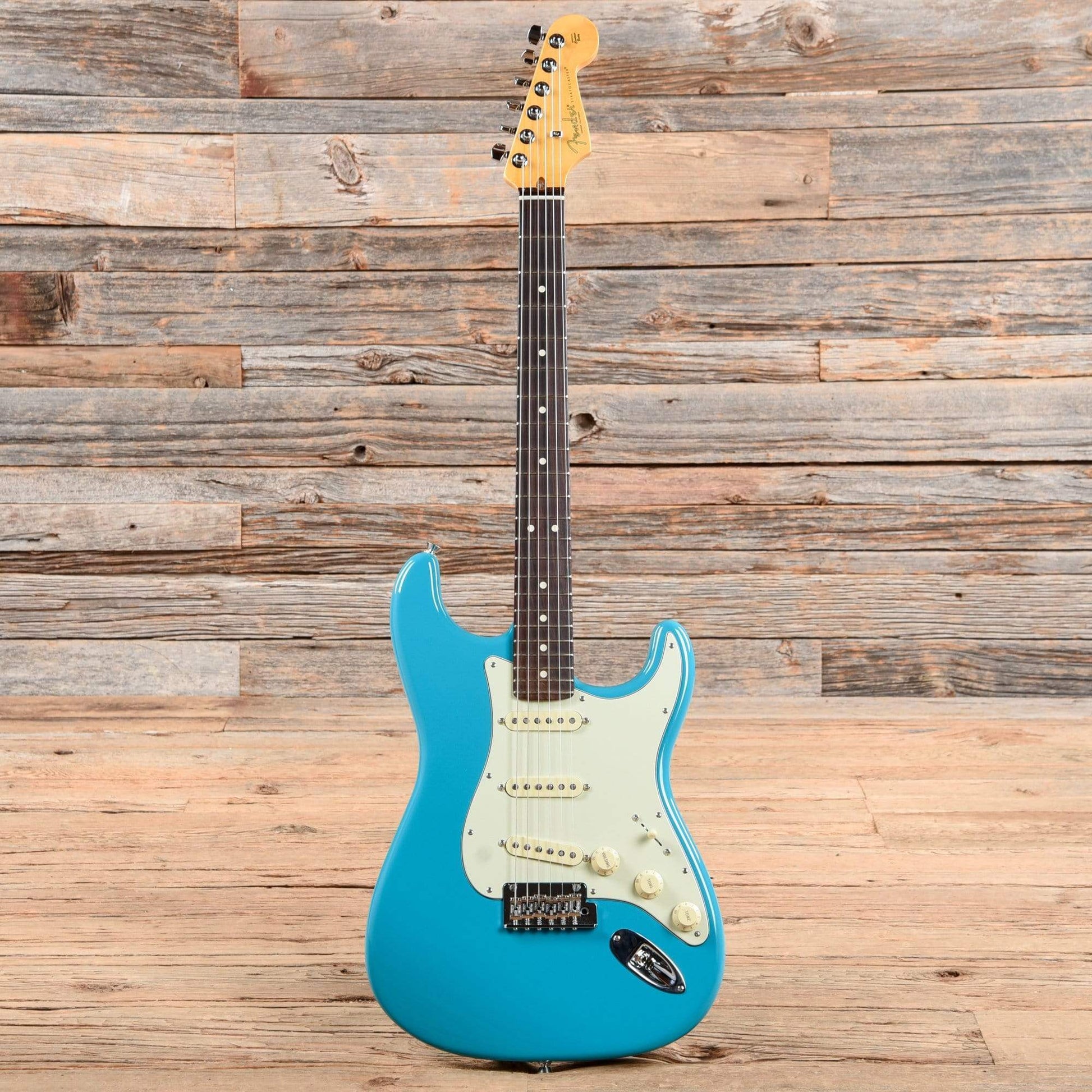 Fender American Pro II Stratocaster Miami Blue 2020 Electric Guitars / Solid Body