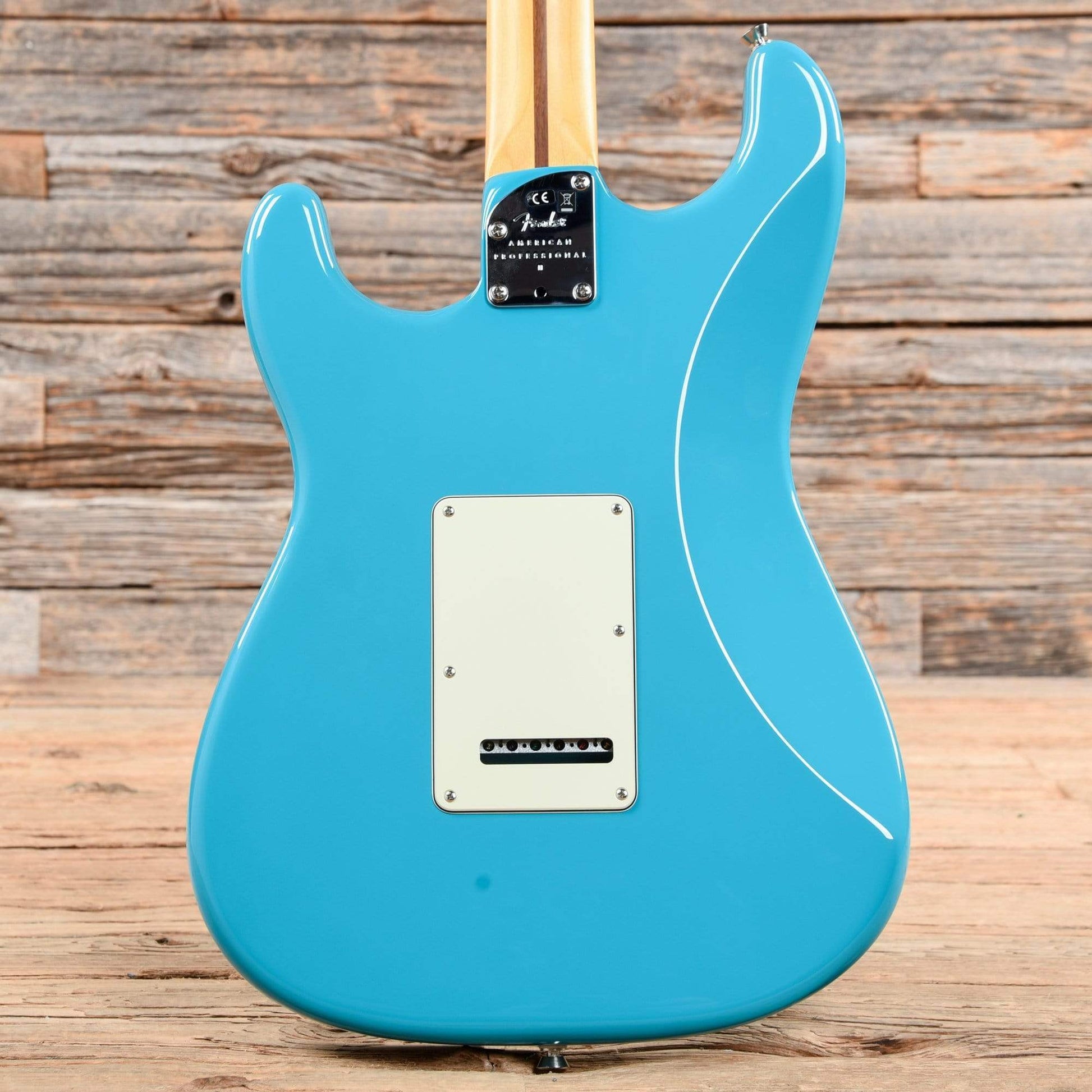 Fender American Pro II Stratocaster Miami Blue 2020 Electric Guitars / Solid Body
