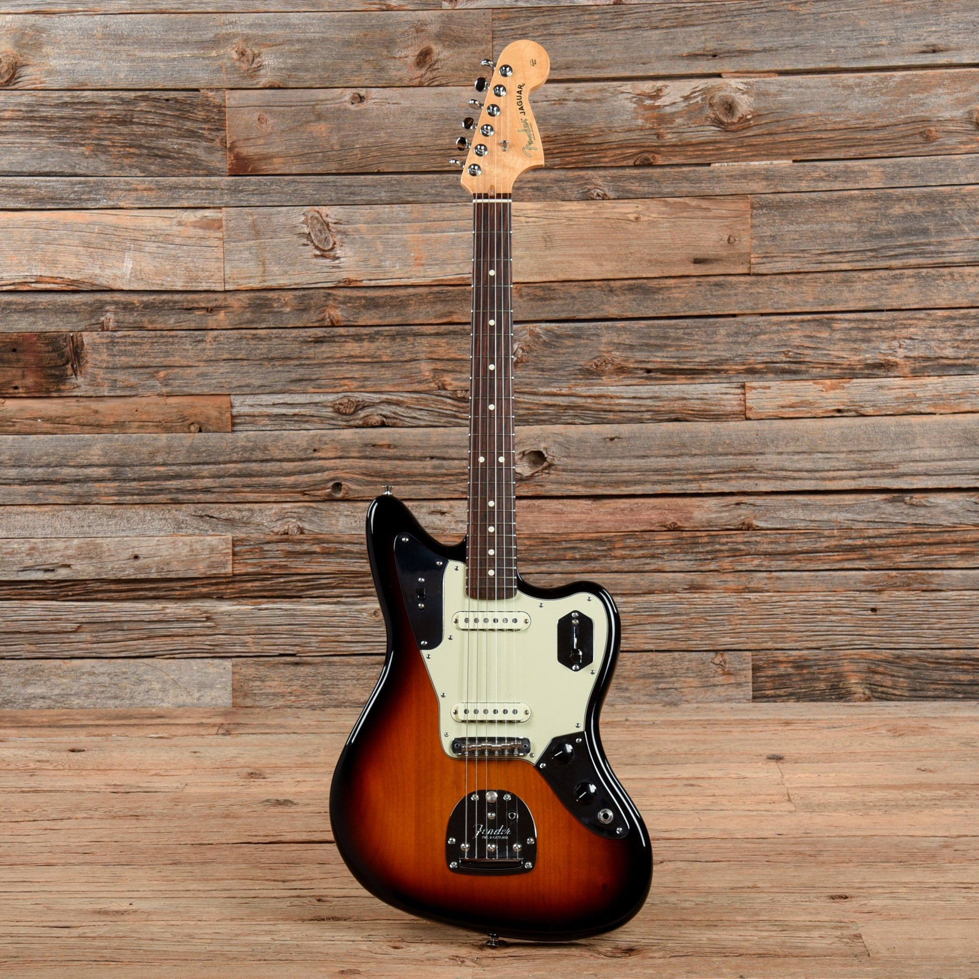 Fender American Pro Jaguar Sunburst 2019 – Chicago Music Exchange