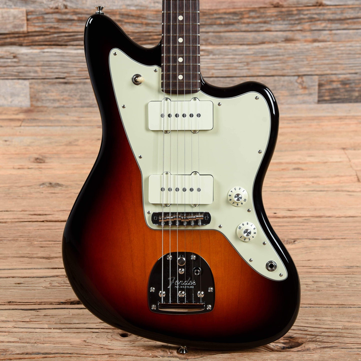 Fender American Pro Jazzmaster 3-Color Sunburst 2019 Electric Guitars / Solid Body