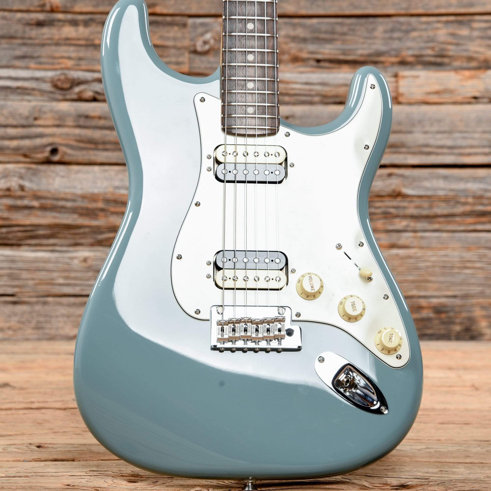 Fender American Pro Stratocaster HH ShawBucker Sonic Gray 2016 Electric Guitars / Solid Body