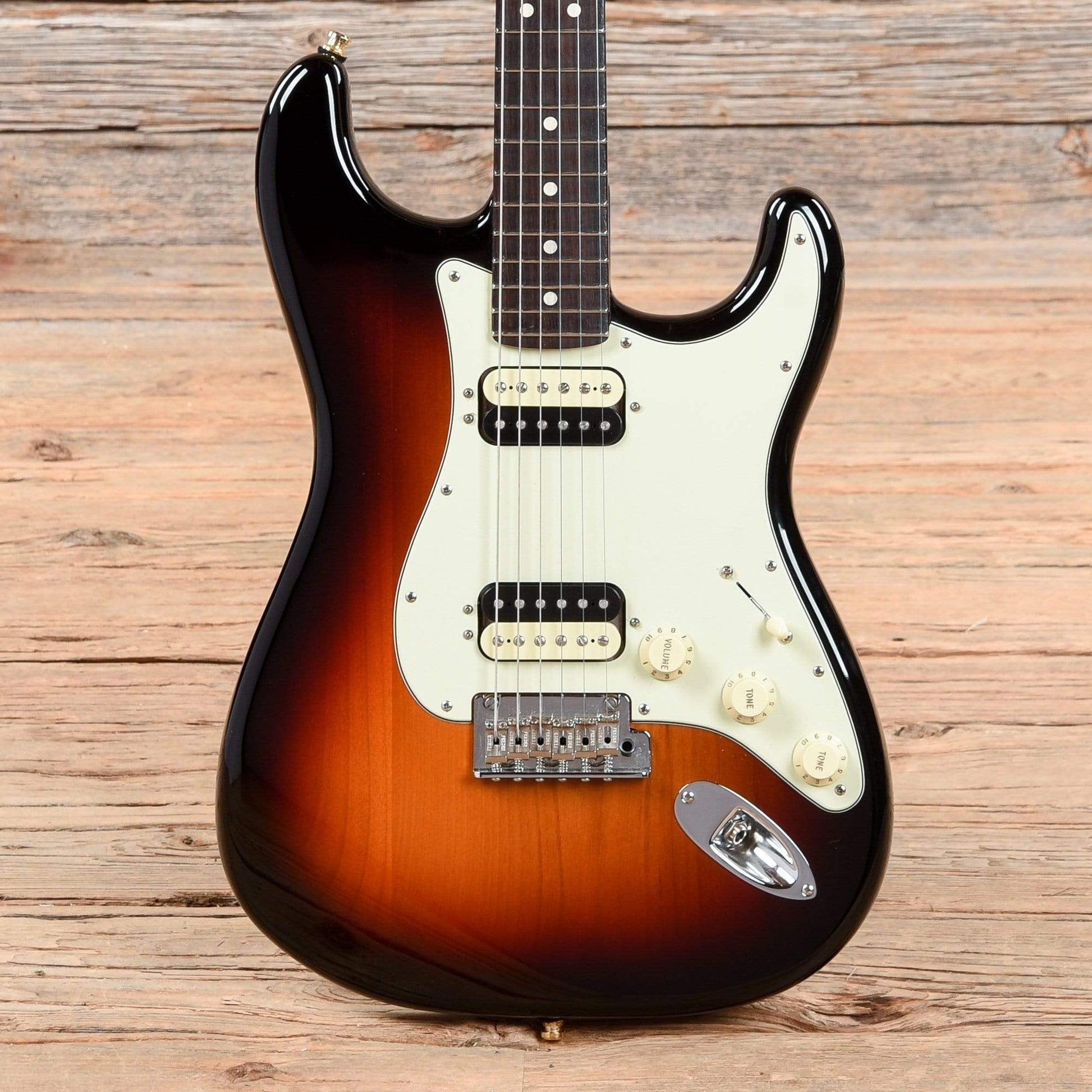 Fender American Pro Stratocaster HH Shawbucker Sunburst 2017 Electric Guitars / Solid Body
