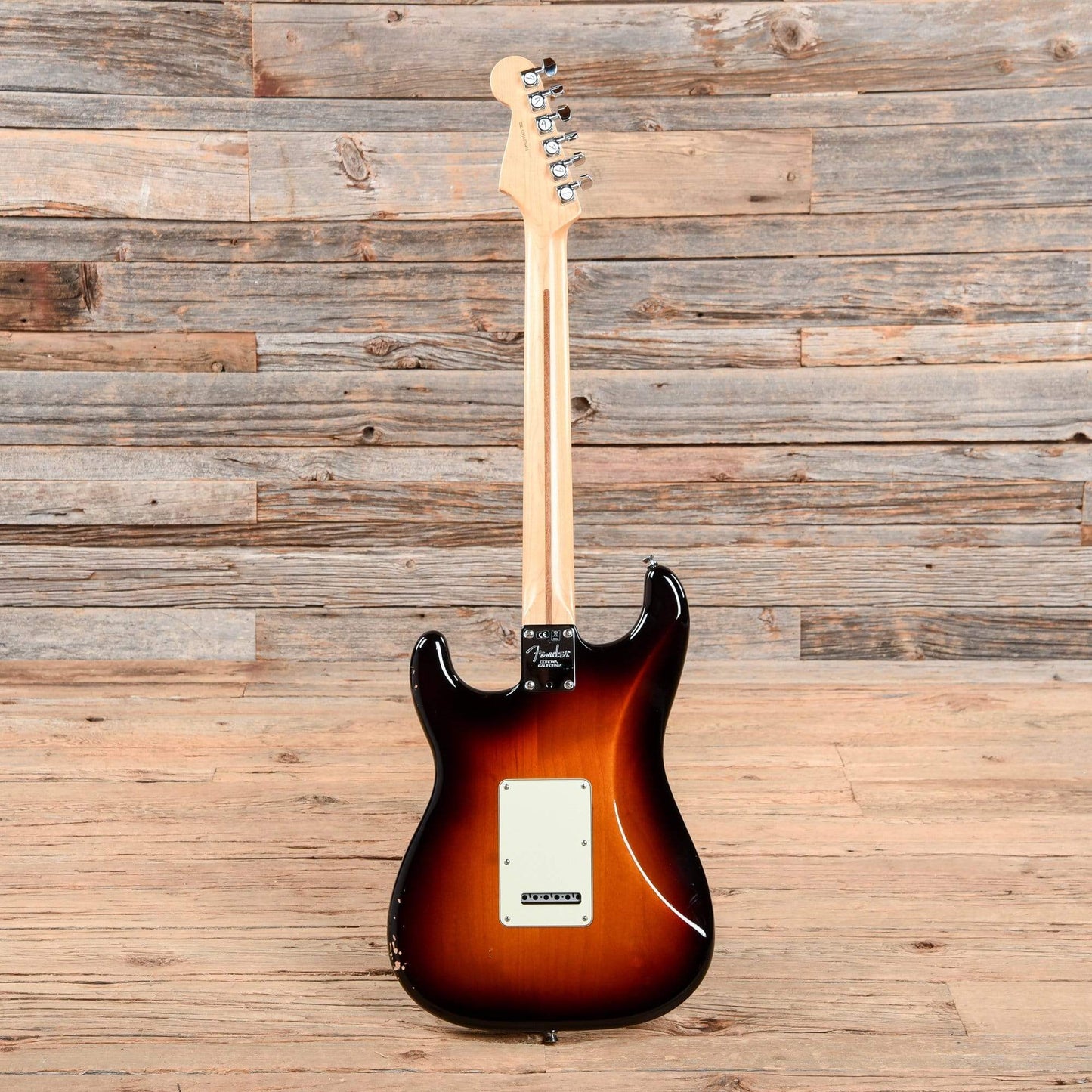 Fender American Pro Stratocaster HSS 3-Tone Sunburst 2016 Electric Guitars / Solid Body