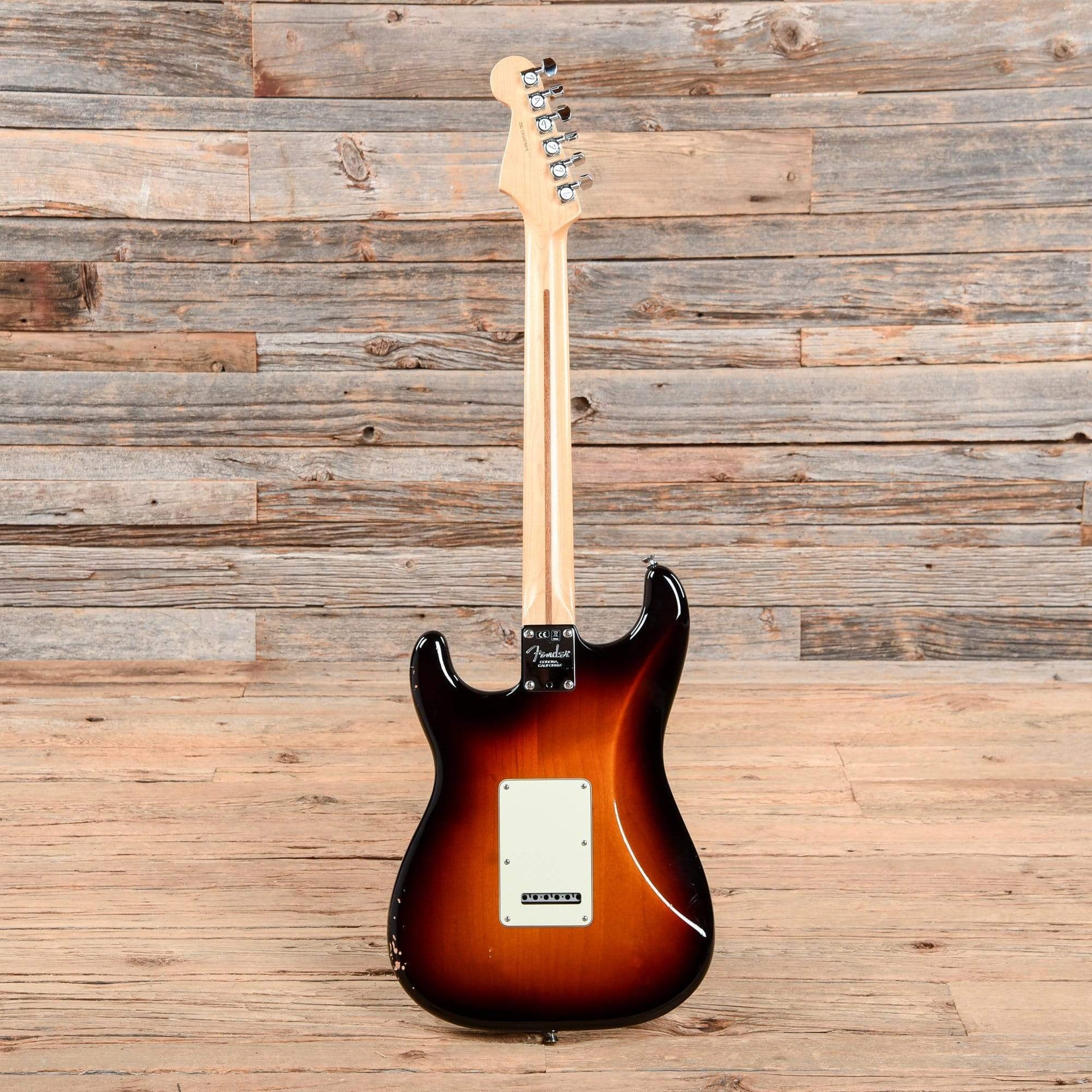 Fender American Pro Stratocaster HSS 3-Tone Sunburst 2016 Electric Guitars / Solid Body