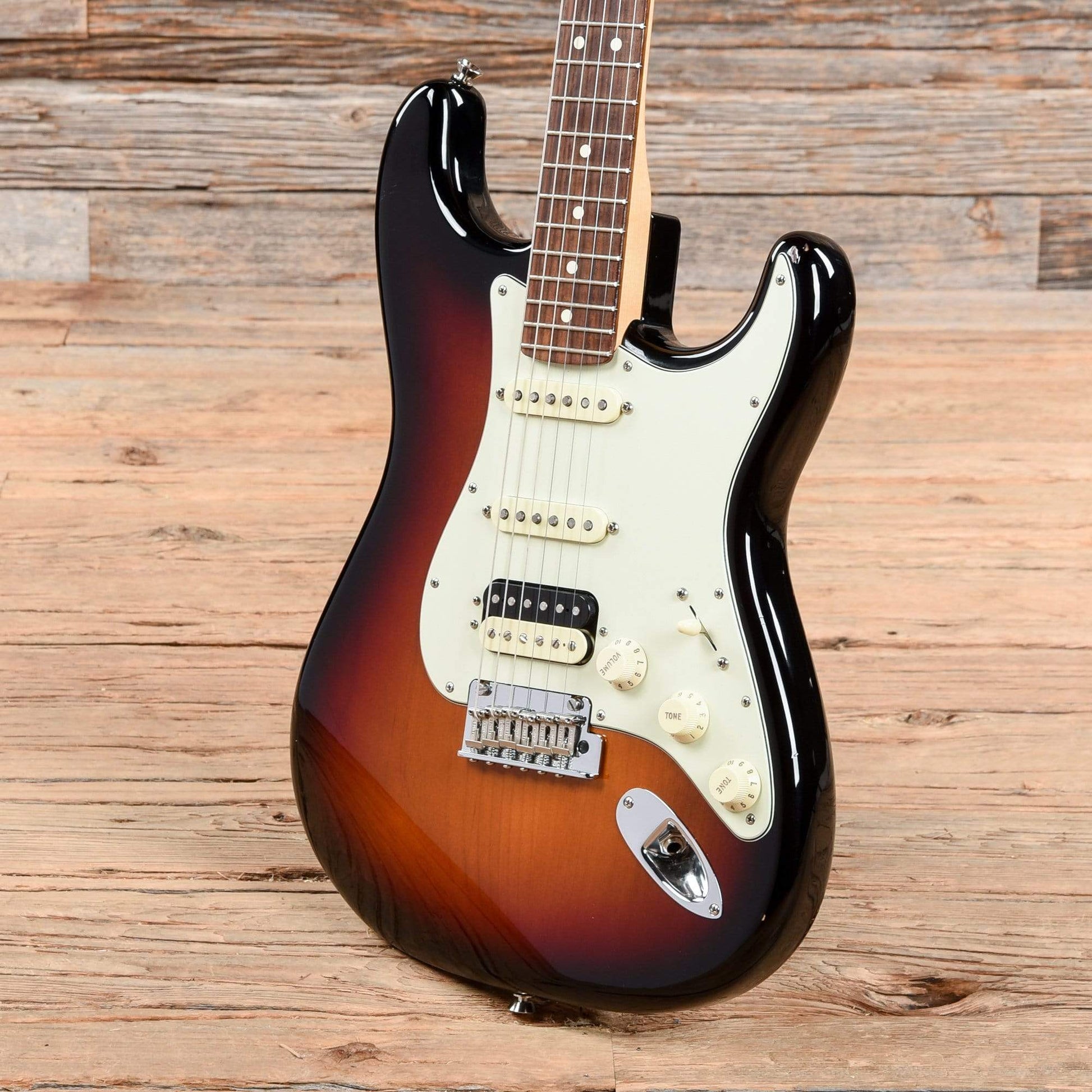 Fender American Pro Stratocaster HSS 3-Tone Sunburst 2016 Electric Guitars / Solid Body