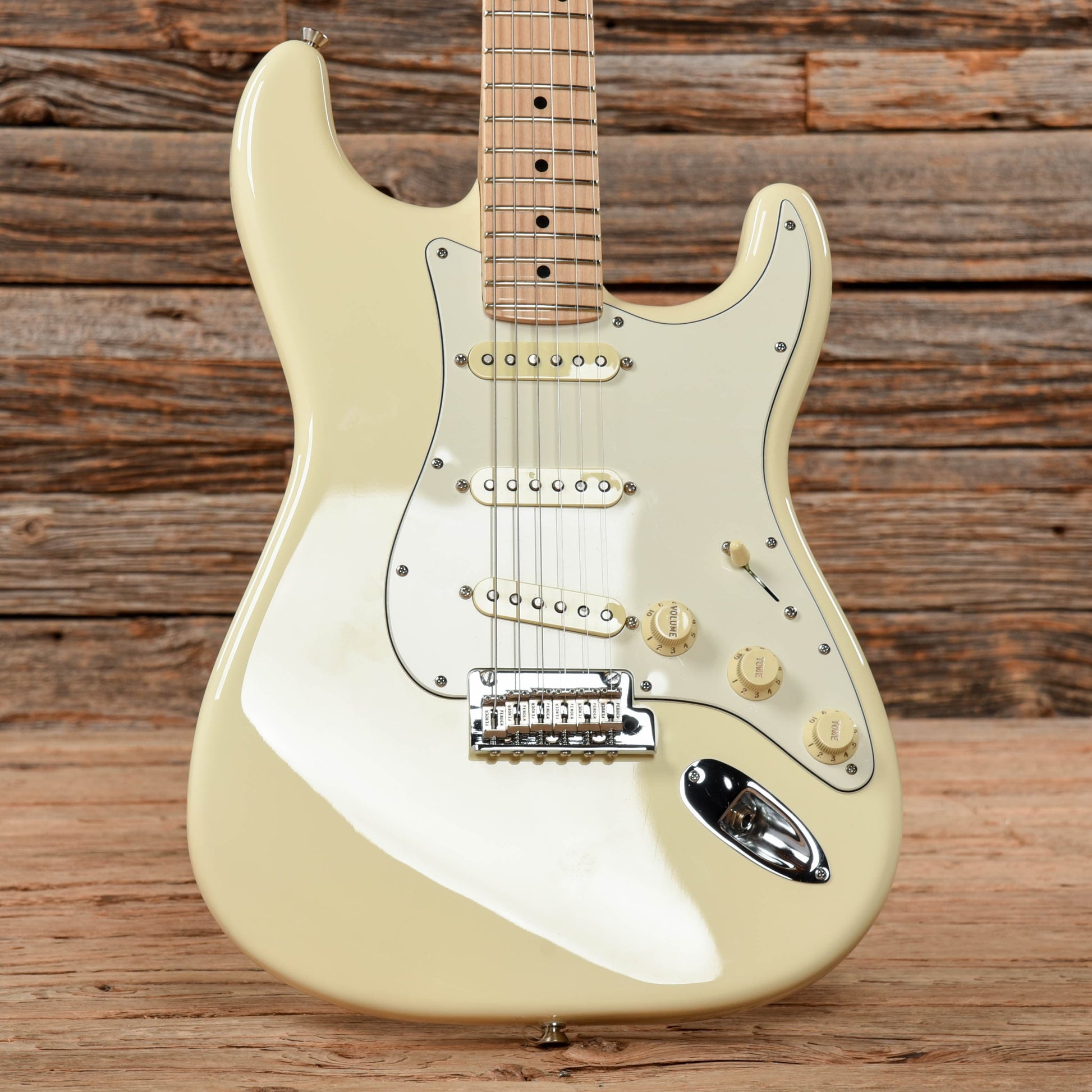 Fender American Pro Stratocaster Olympic White 2019 Electric Guitars / Solid Body