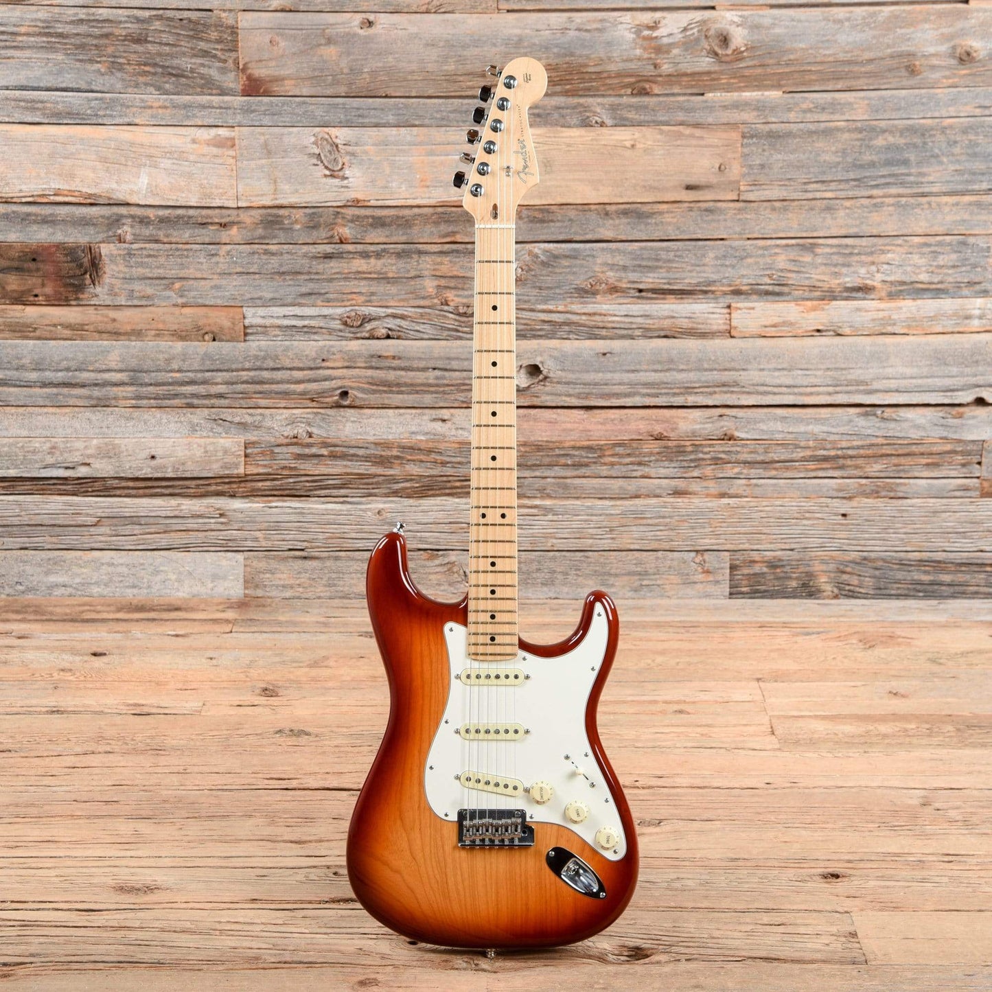 Fender American Pro Stratocaster Sienna Sunburst 2016 Electric Guitars / Solid Body