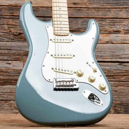 Fender American Pro Stratocaster Sonic Gray 2017 Electric Guitars / Solid Body