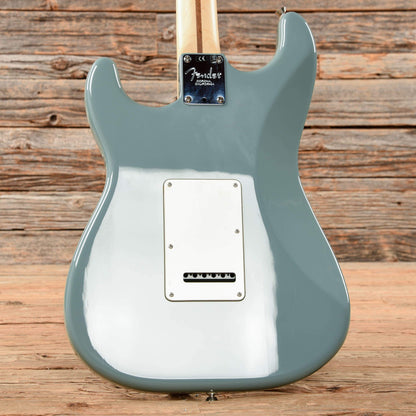 Fender American Pro Stratocaster Sonic Grey 2018 Electric Guitars / Solid Body