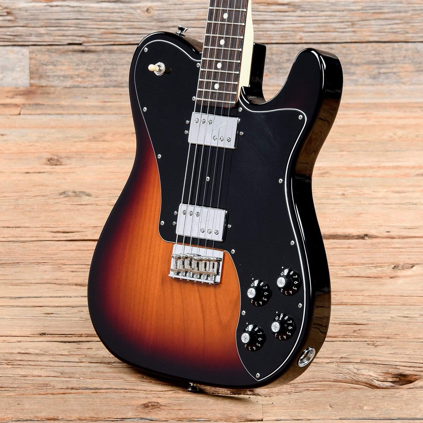 Fender American Pro Telecaster Deluxe Shawbucker Sunburst 2017 Electric Guitars / Solid Body