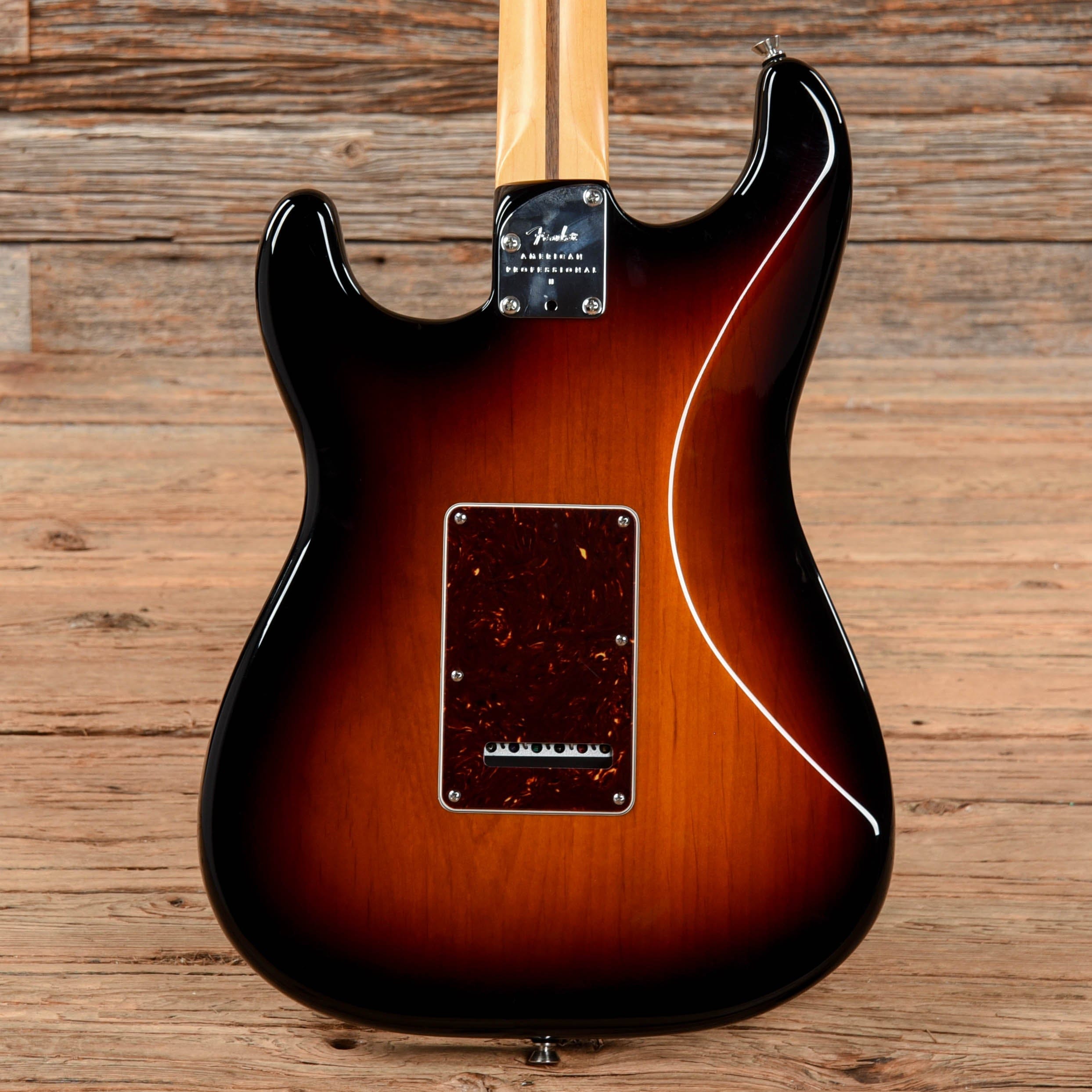 Fender American Professional II Stratocaster Sunburst 2021 Electric Guitars / Solid Body