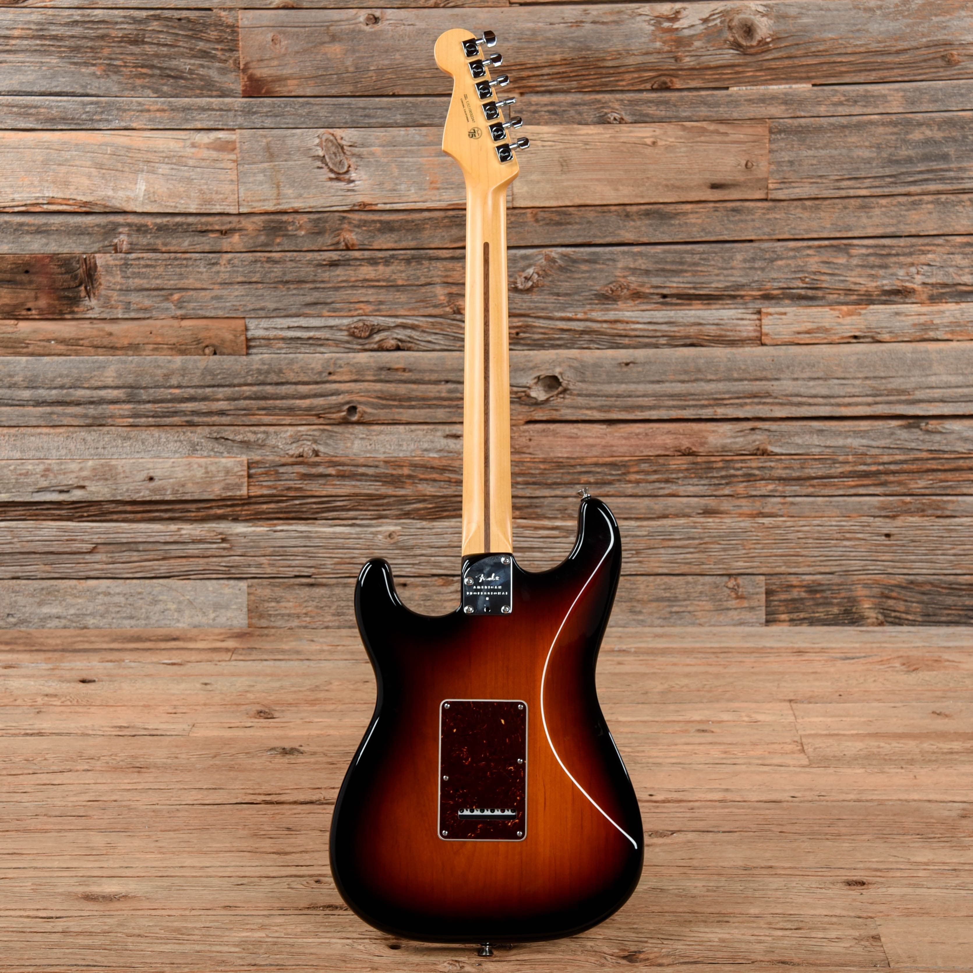 Fender American Professional II Stratocaster Sunburst 2021 Electric Guitars / Solid Body