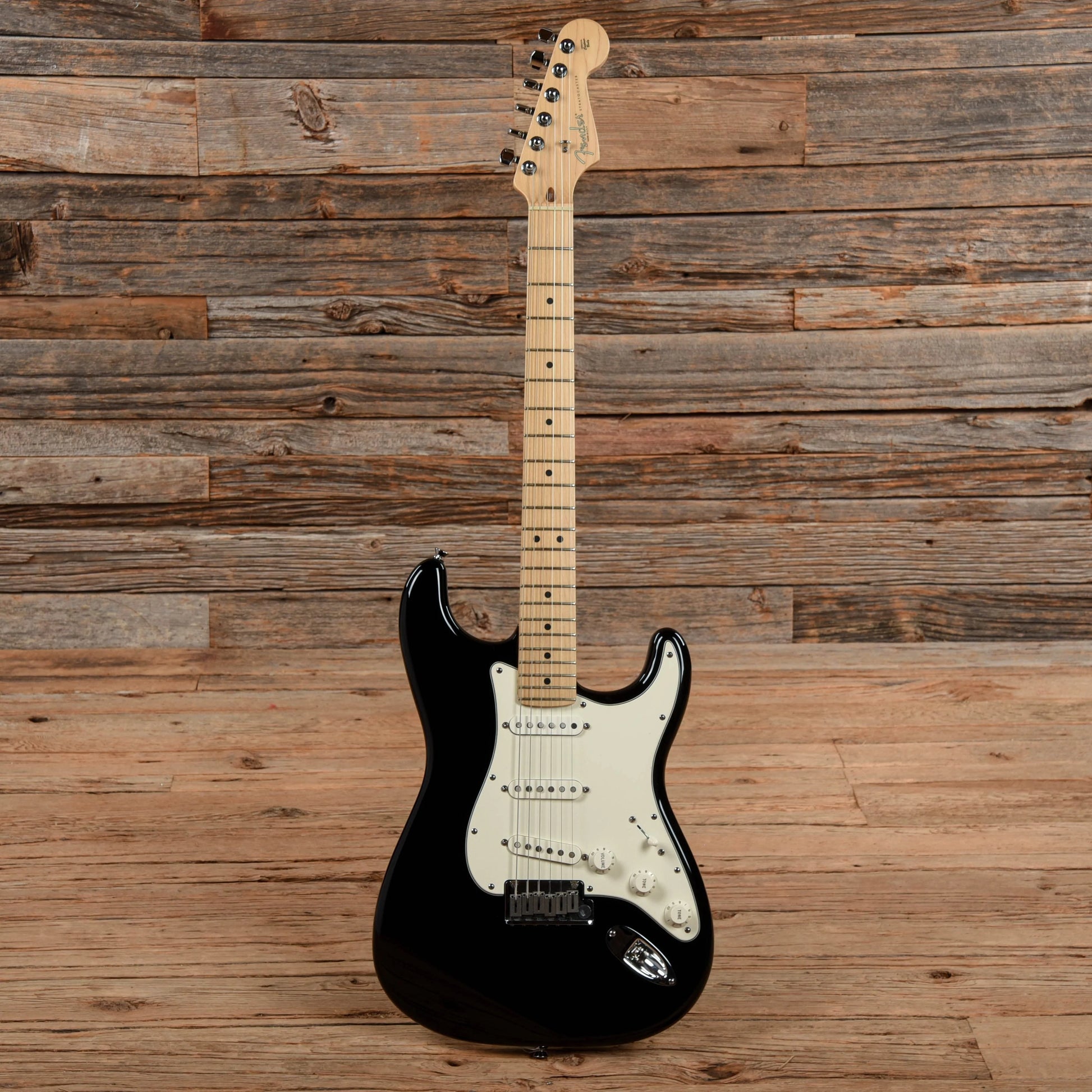 Fender American Series Standard Stratocaster Black 2006 – Chicago Fender American Series Standard Stratocaster Black 2006 – Chicago