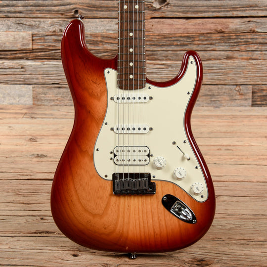 Fender American Series Stratocaster HSS Sienna Sunburst 2004 Electric Guitars / Solid Body