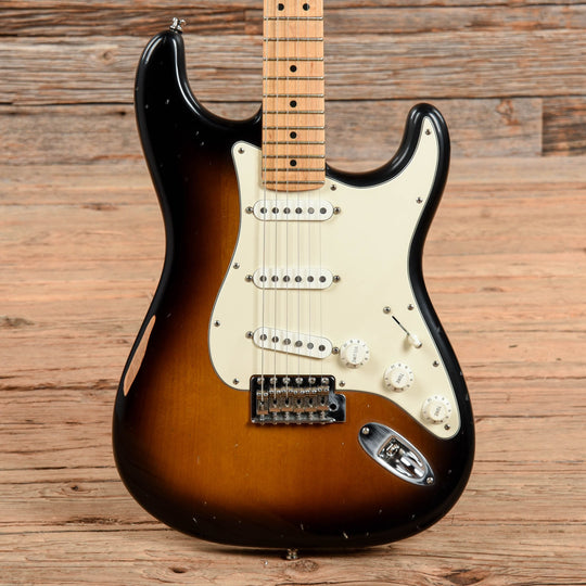 Fender American Special Stratocaster Sunburst 2009 Electric Guitars / Solid Body