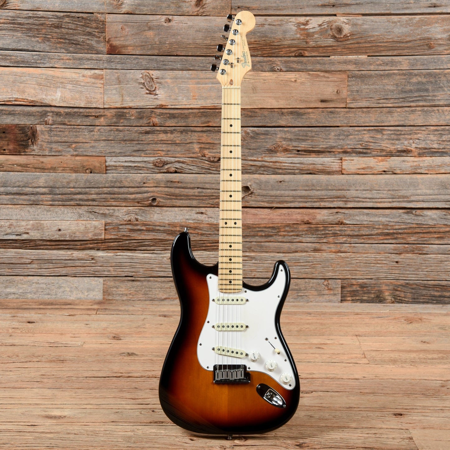 Fender American Standard Stratocaster 3-Color Sunburst 1992 Electric Guitars / Solid Body