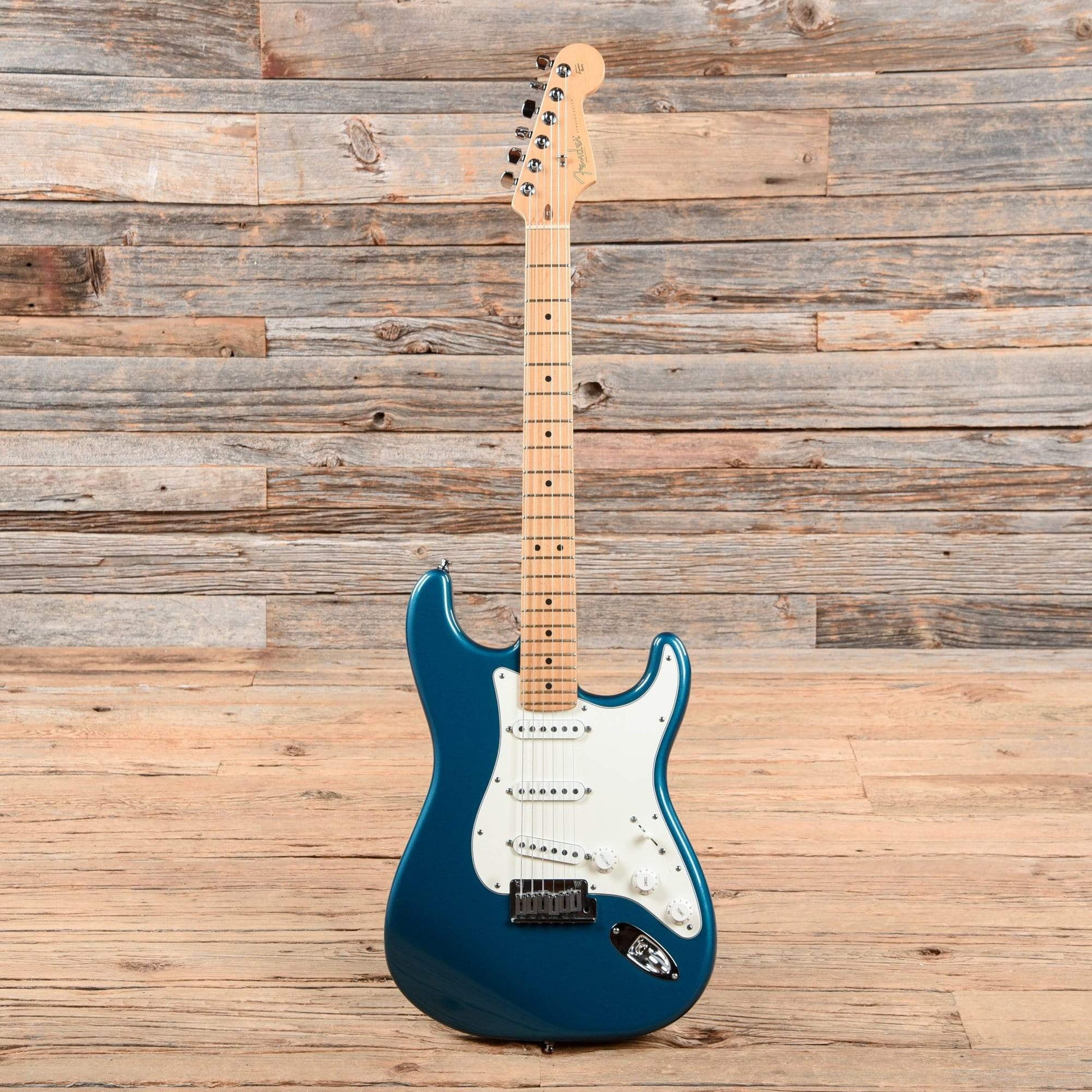 Fender American Standard Stratocaster Aquamarine Metallic 2000 Electric Guitars / Solid Body