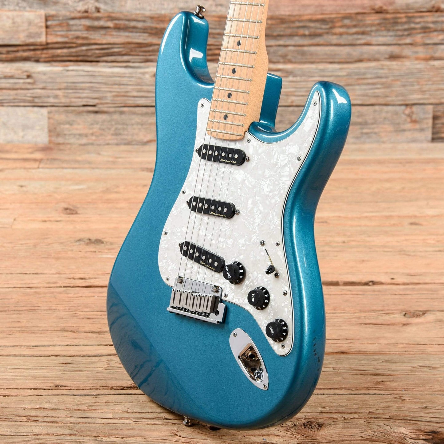 Fender American Standard Stratocaster Aquamarine Metallic 2000 Electric Guitars / Solid Body