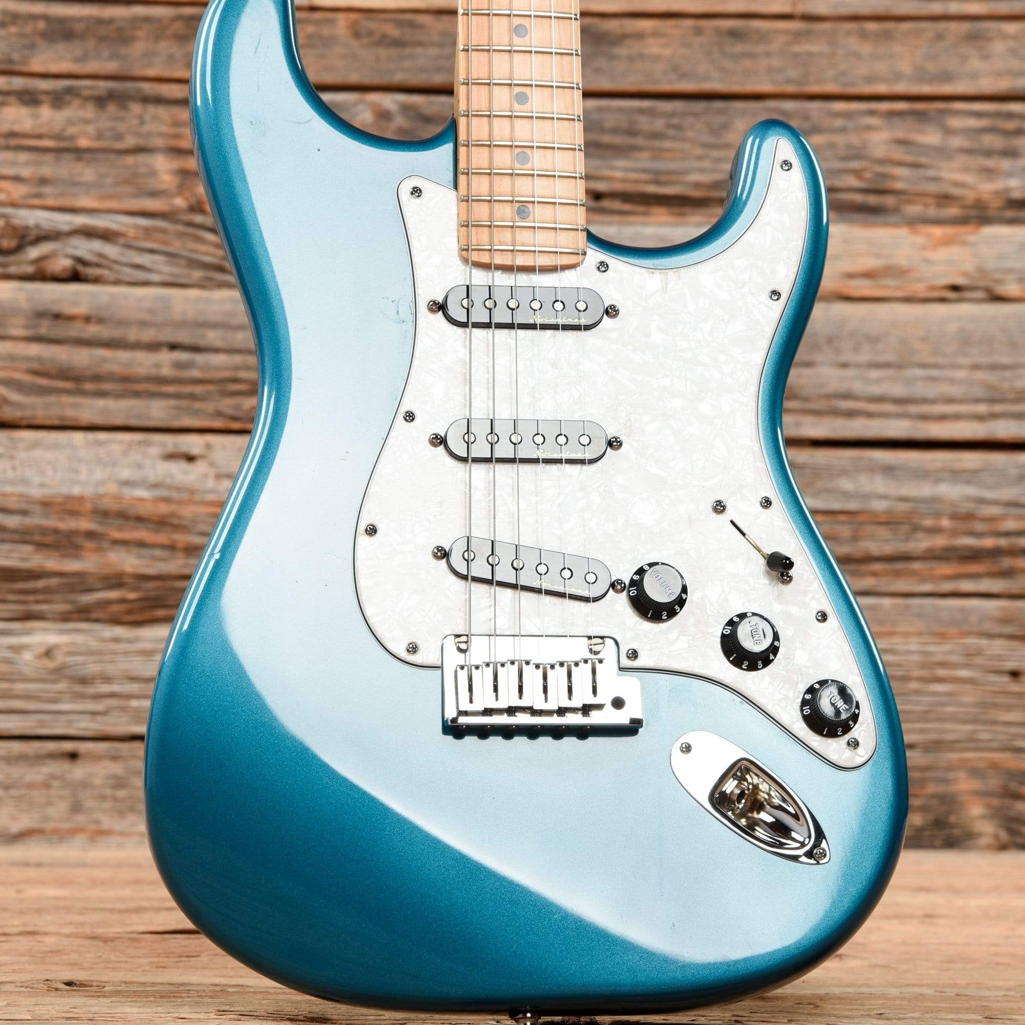 Fender American Standard Stratocaster Aquamarine Metallic 2000 Electric Guitars / Solid Body