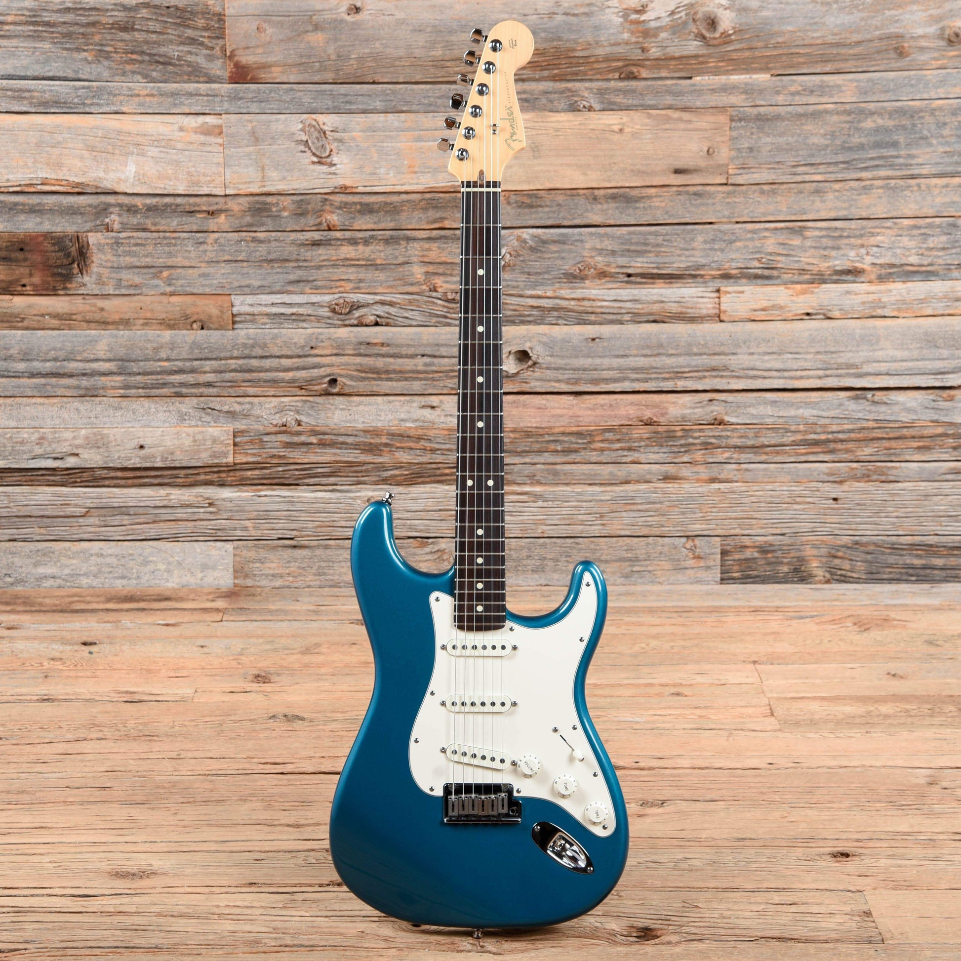 Fender American Standard Stratocaster Aquamarine Metallic 2001 Electric Guitars / Solid Body