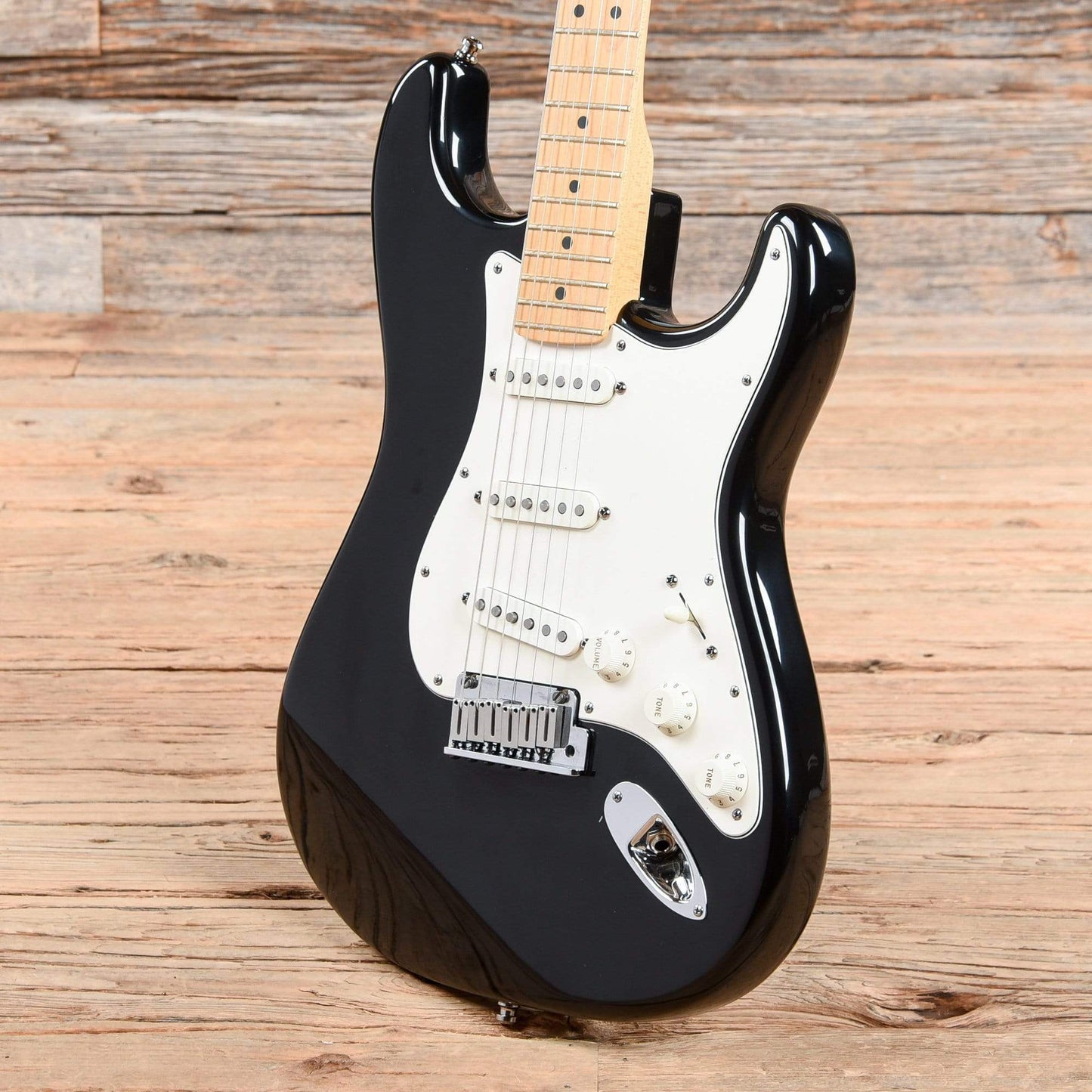 Fender American Standard Stratocaster Black 2001 Electric Guitars / Solid Body
