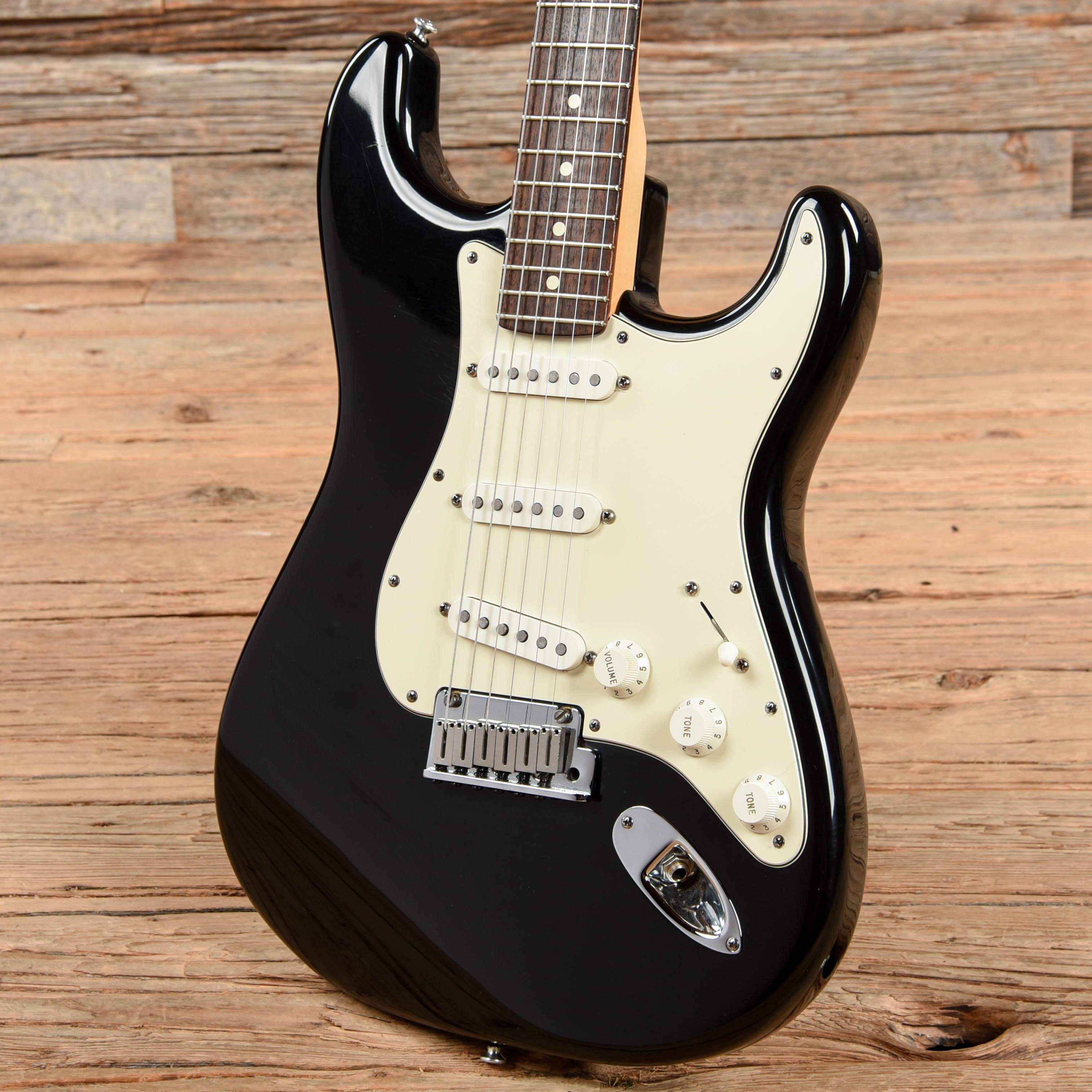 Fender American Standard Stratocaster Black 2001 Electric Guitars / Solid Body