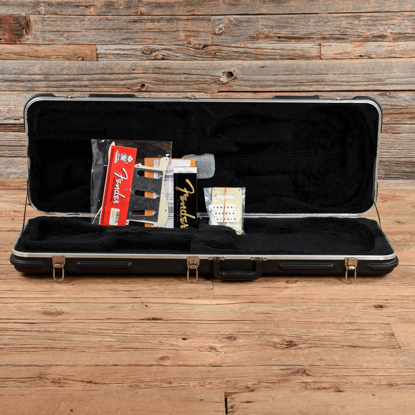 Fender American Standard Stratocaster Black 2003 Electric Guitars / Solid Body