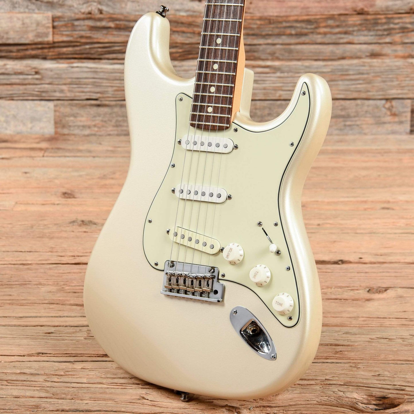 Fender American Standard Stratocaster Blizzard Pearl 2008 Electric Guitars / Solid Body