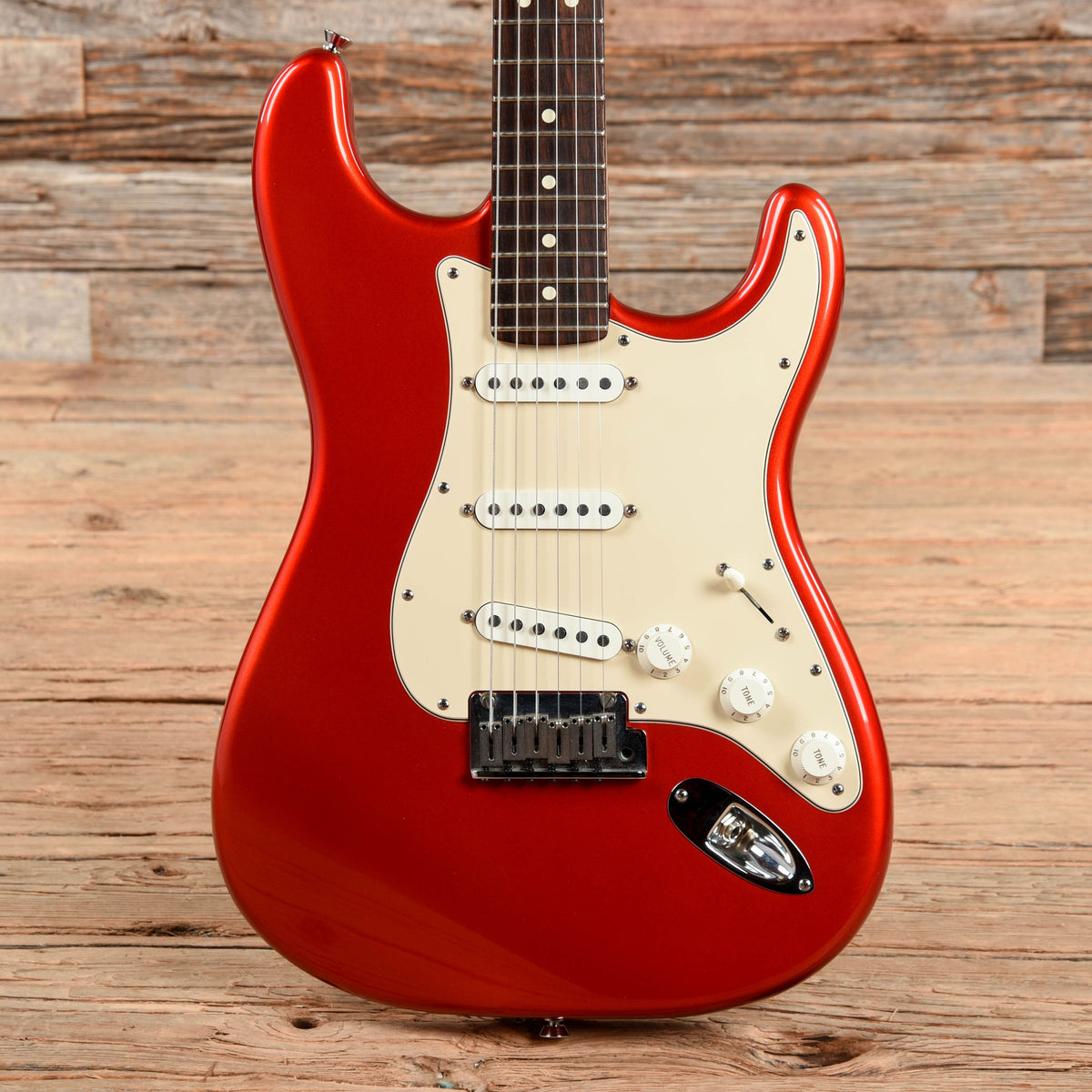 Fender Player Plus Series Stratocaster Strat, Chrome, 4-Bolt Fender Player Plus Series Stratocaster Strat, Chrome, 4-Bolt