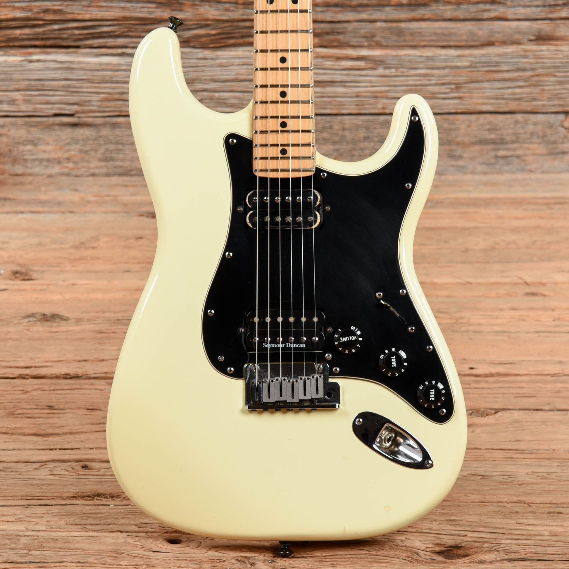 Fender American Standard Stratocaster HH Vintage White 1991 Electric Guitars / Solid Body