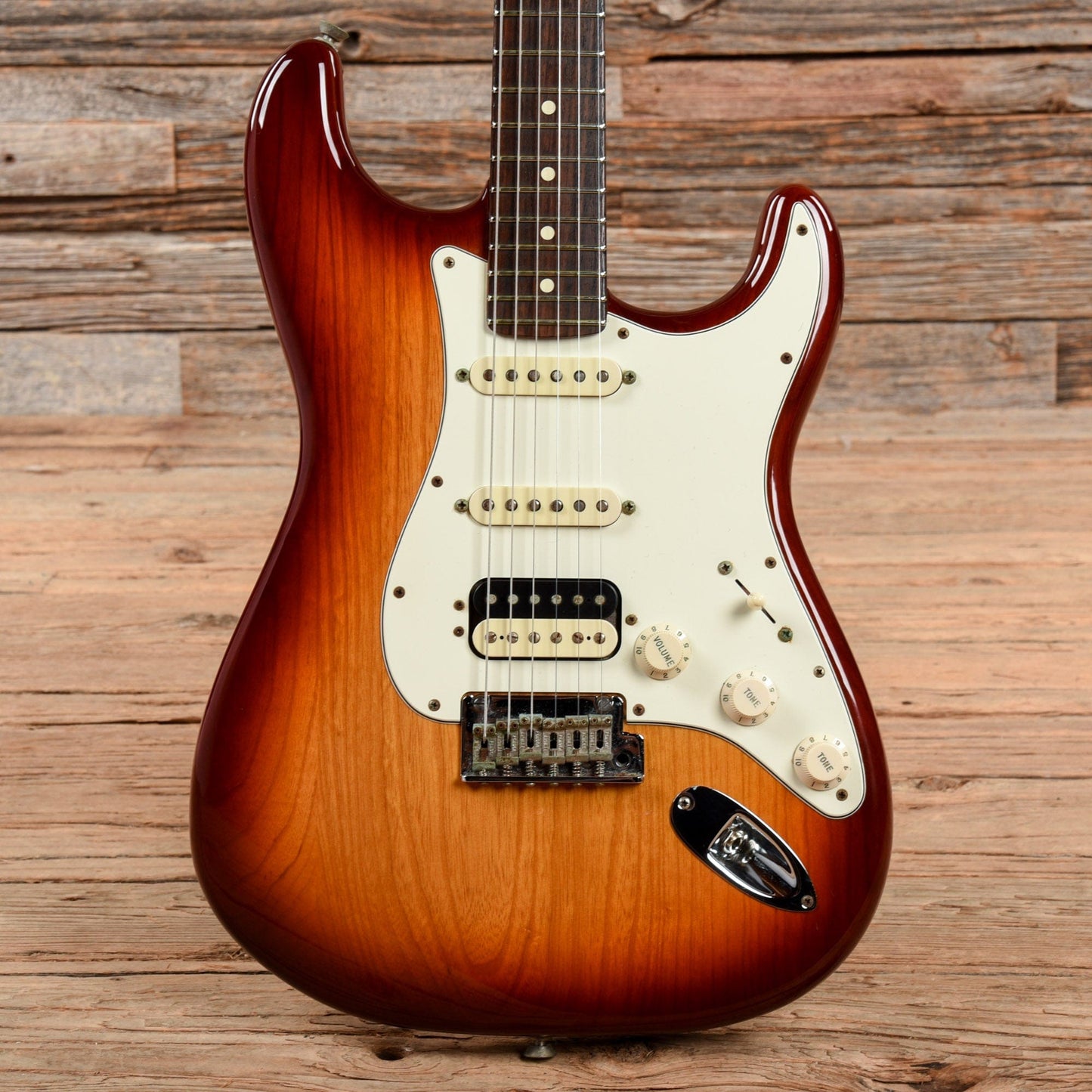 Fender American Standard Stratocaster HSS Shawbucker Sunburst 2016 Electric Guitars / Solid Body