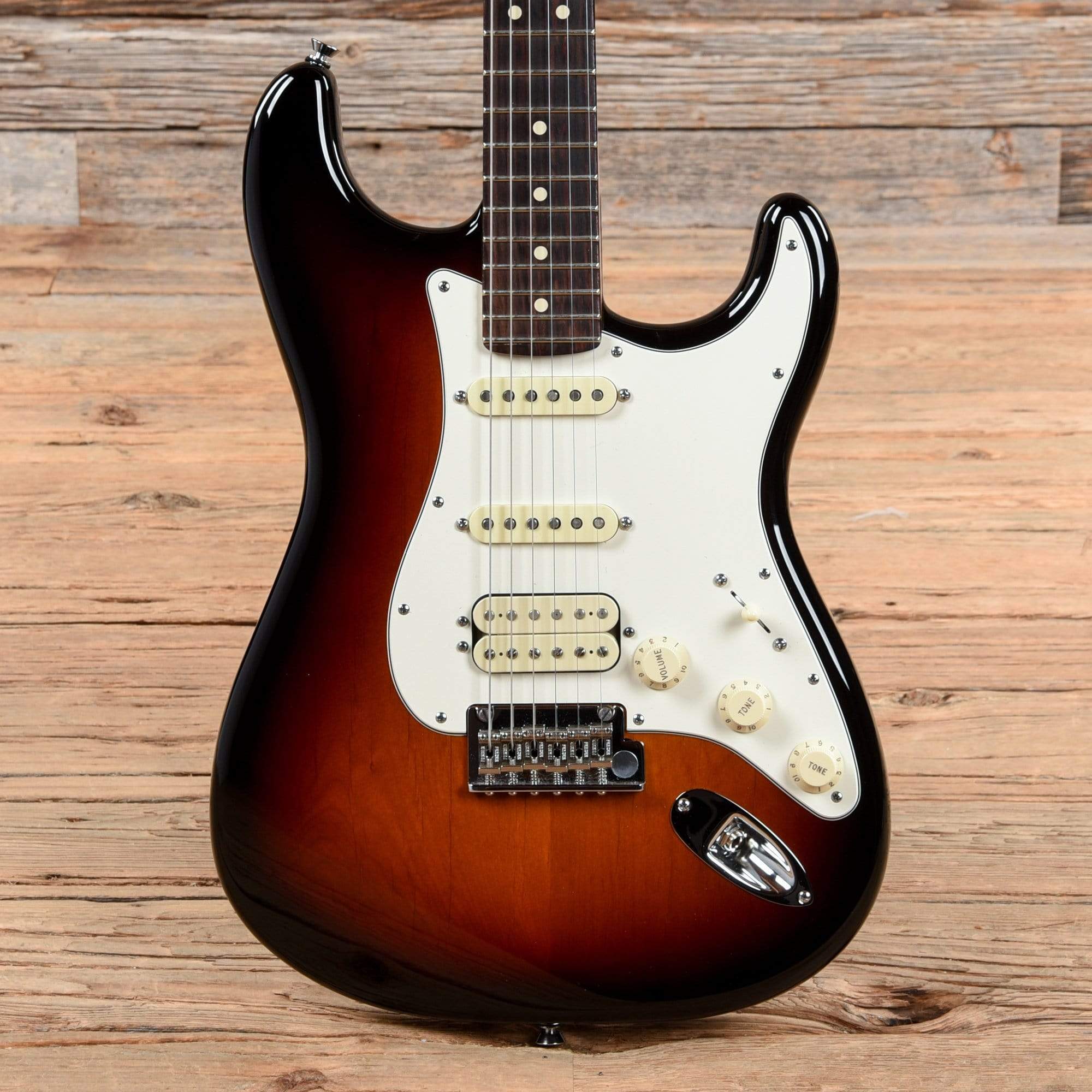 hawk Previs site article Fender American Standard Stratocaster HSS Sunburst 2014 – Chicago Music  Exchange