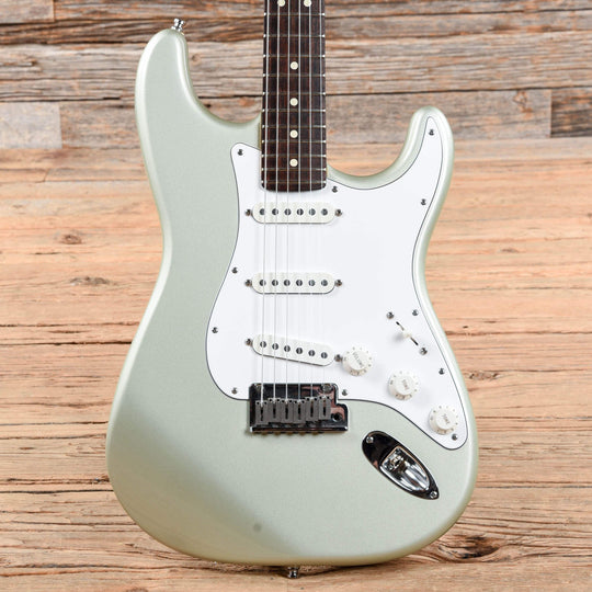 Fender American Standard Stratocaster Inca Silver 1999 Electric Guitars / Solid Body