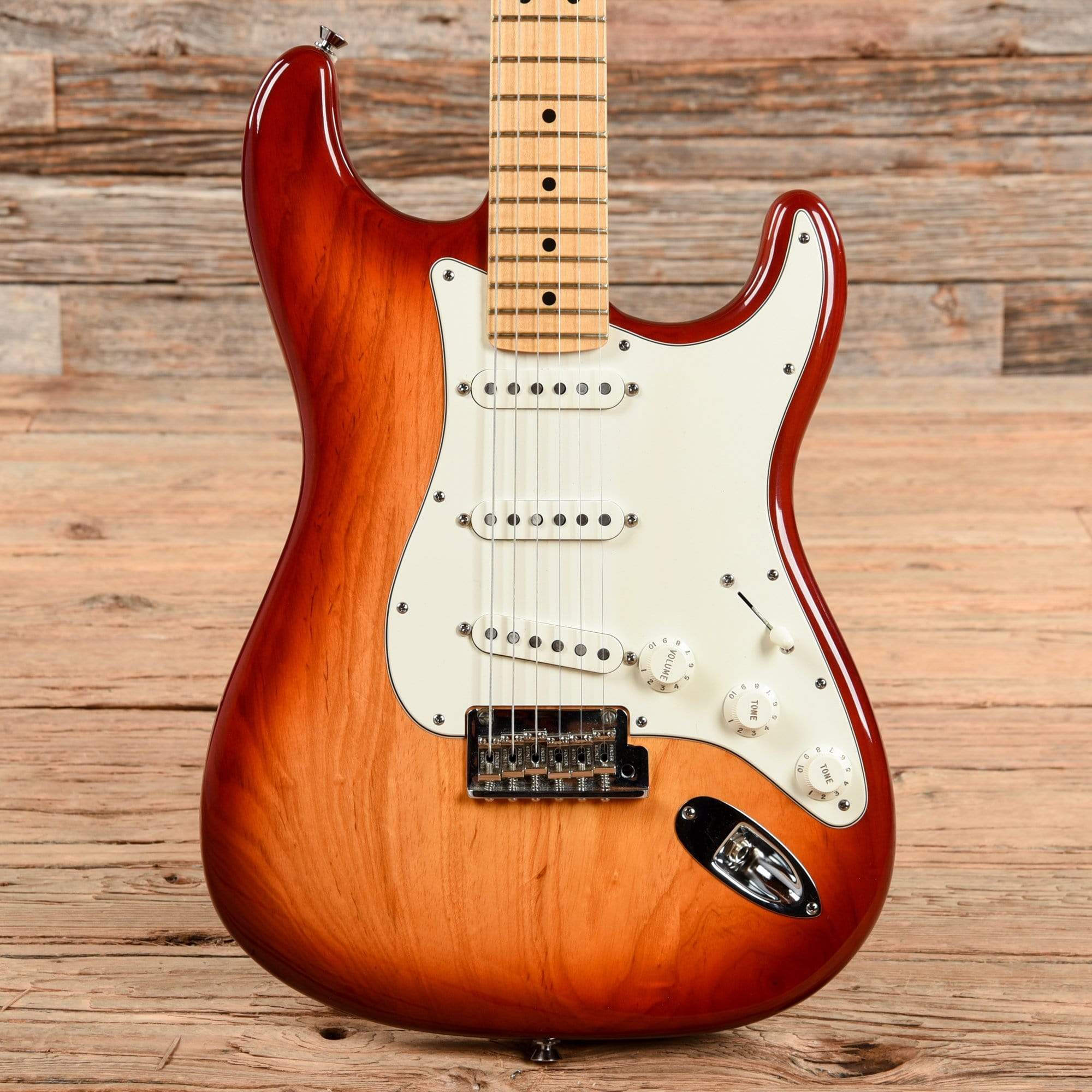 Fender American Standard Stratocaster Sienna Sunburst 2008 Electric Guitars / Solid Body
