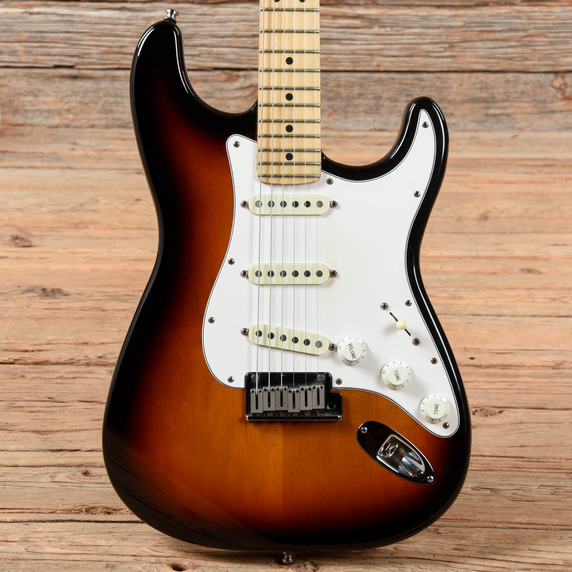 Fender American Standard Stratocaster Sunburst 1992 Electric Guitars / Solid Body
