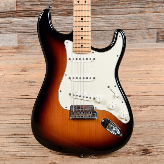 Fender American Standard Stratocaster Sunburst 2007 Electric Guitars / Solid Body