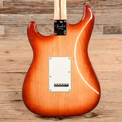 Fender American Standard Stratocaster Sunburst 2007 Electric Guitars / Solid Body