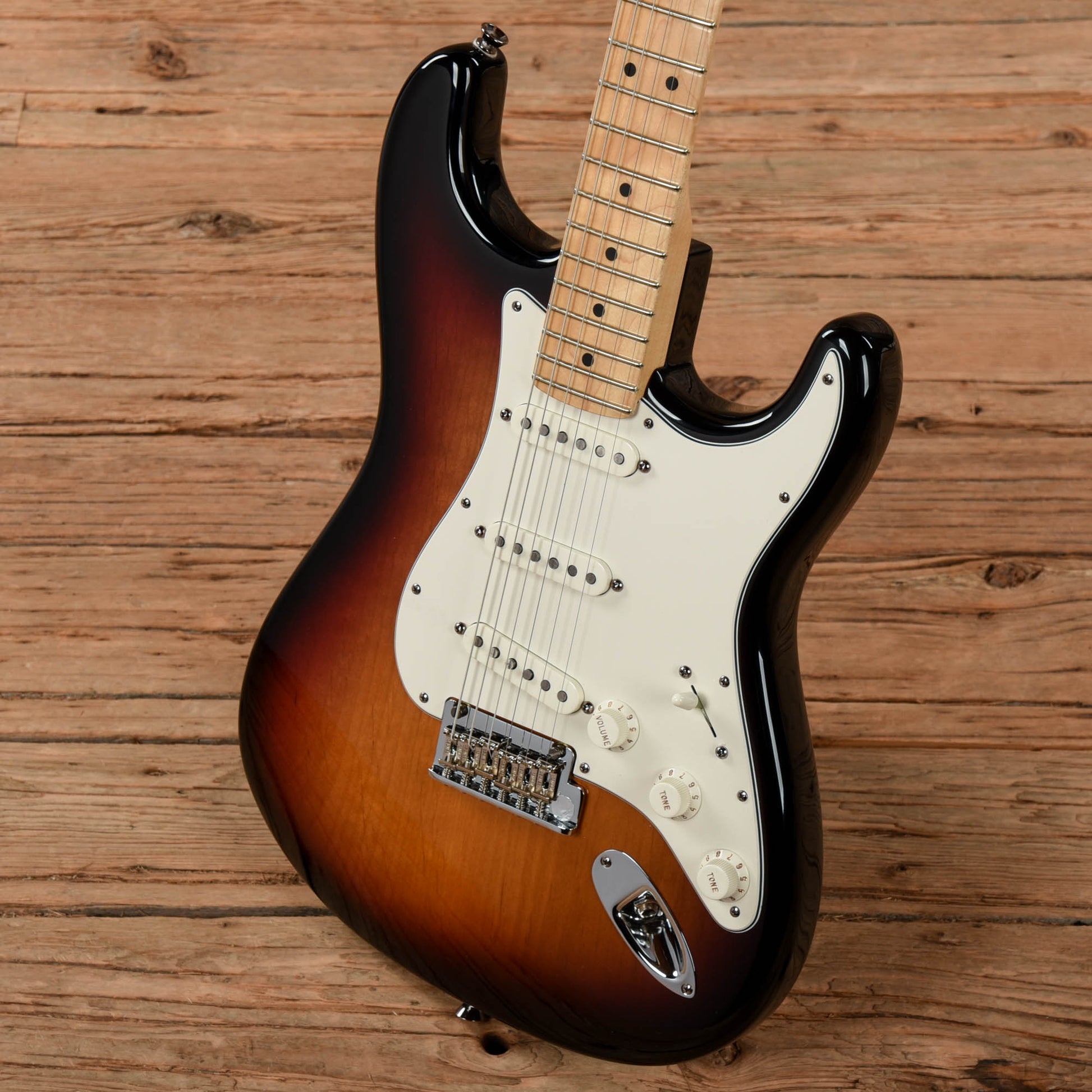 Fender American Standard Stratocaster Sunburst 2008 Electric Guitars / Solid Body